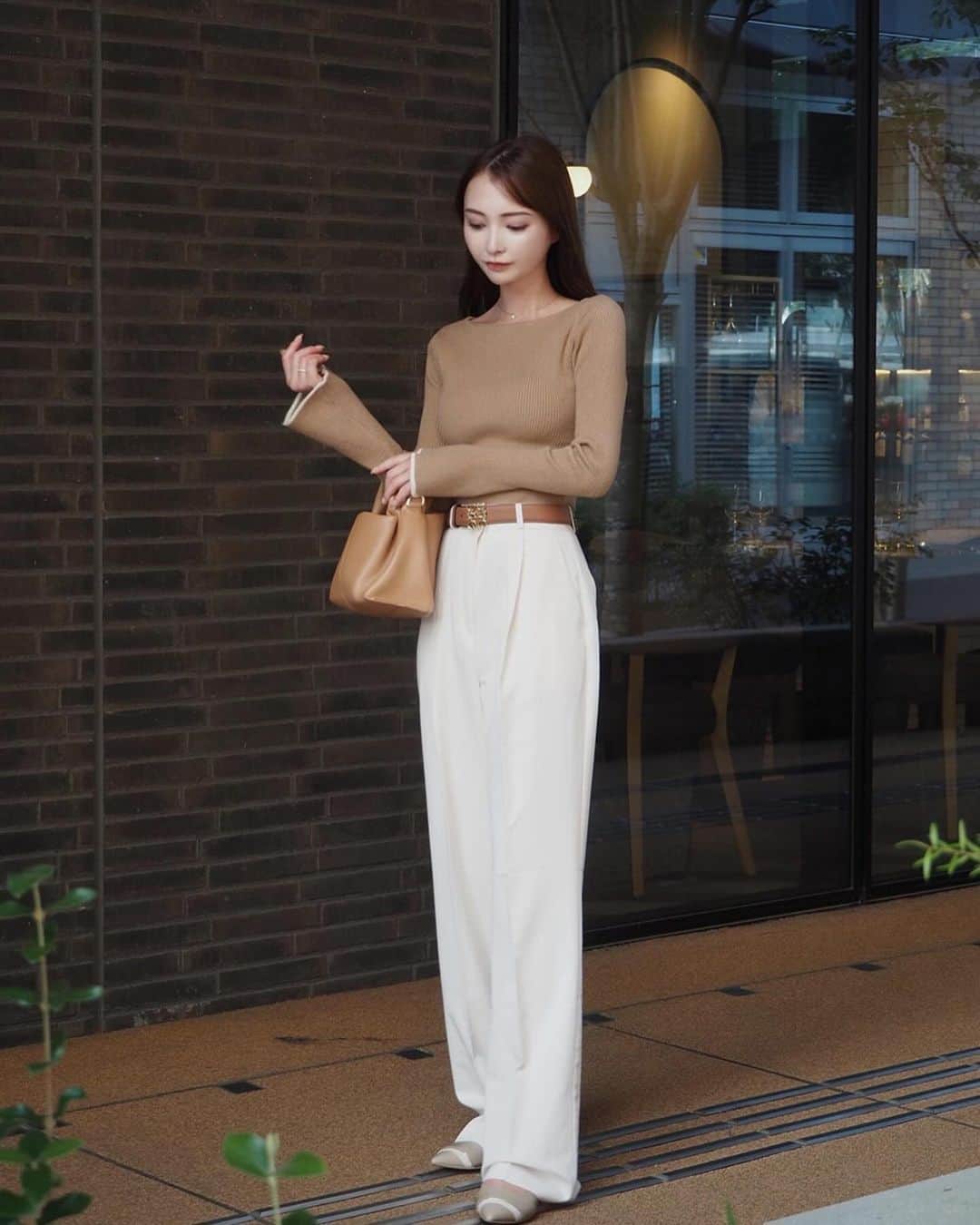 DHOLIC SNAPさんのインスタグラム写真 - (DHOLIC SNAPInstagram)「chamomile. by @____aimi1002  New arrivals 🍂🤎」9月28日 17時24分 - d_by_dholic