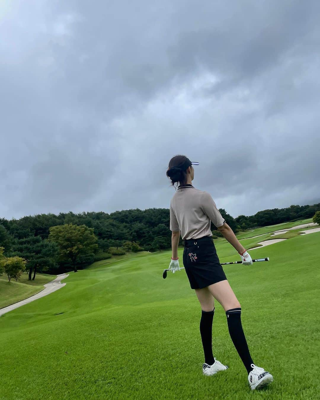 ジョンファさんのインスタグラム写真 - (ジョンファInstagram)「첫 우중골프🌧️⛳️🏌🏻‍♀️」9月28日 17時28分 - parkjjongaa