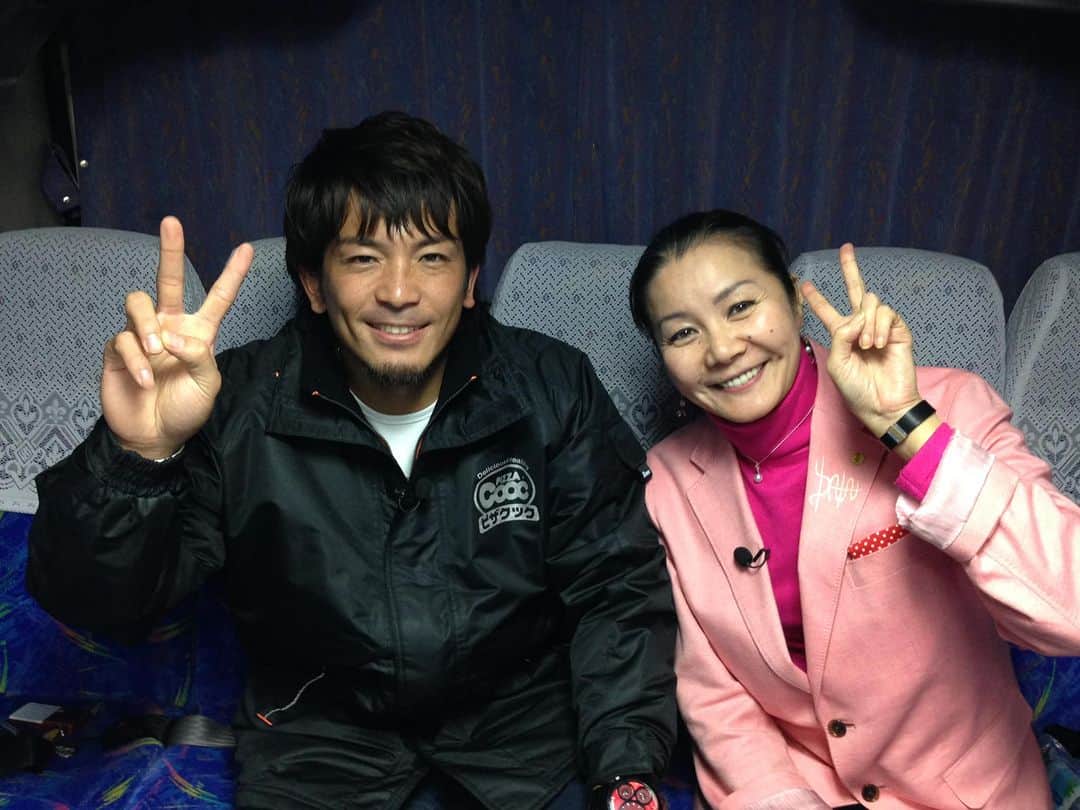 山本華世のインスタグラム：「熱男はコレからも熱男でいてくださいね。 ナイトシャッフル最終回は松田選手でした💕 松田宣浩選手‼️お疲れさまでした❤️ #熱男 #松田宣浩 #引退 #ソフトバンクホークス #巨人」