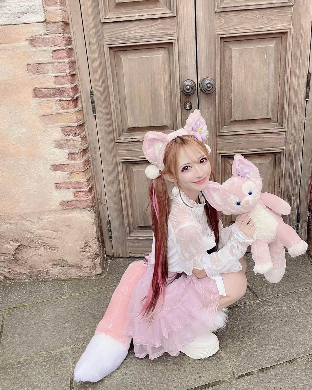 のインスタグラム：「♡ ちょこんっ🦊💓💓💓💓💓 ♡ #リーナベル #リーナベルコーデ」