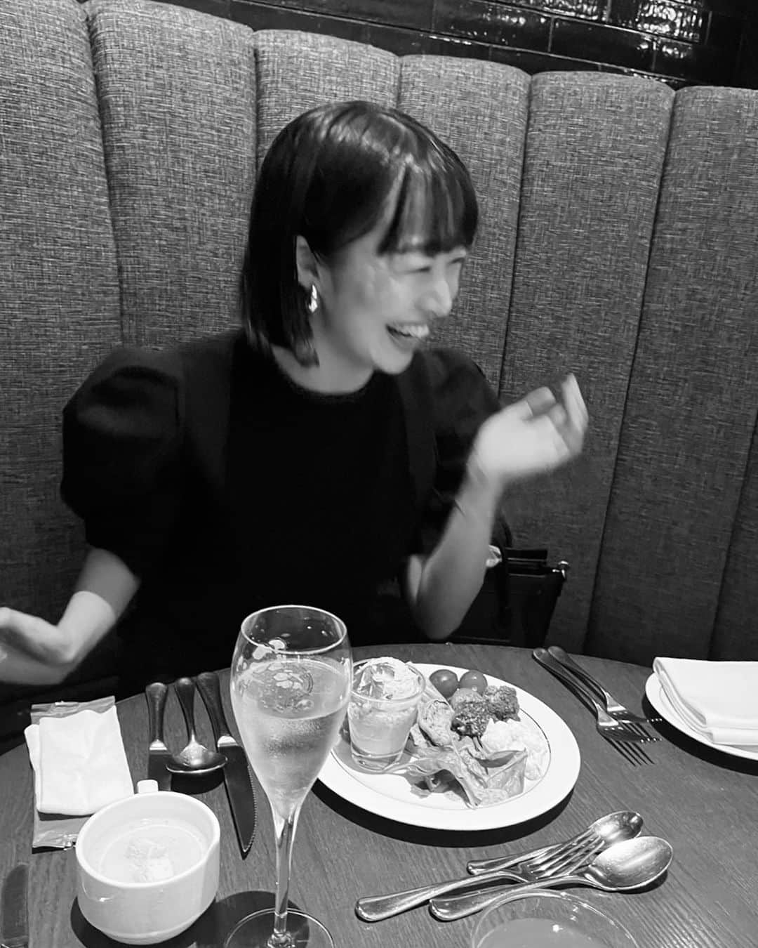 舞雛かのんさんのインスタグラム写真 - (舞雛かのんInstagram)「🍴🤣🧡  美味しいご飯を食べながら くだらない話をして大爆笑。これはマスト🫶🏼  @cheez_dis いつもありがと💕」9月28日 18時01分 - mizho_601