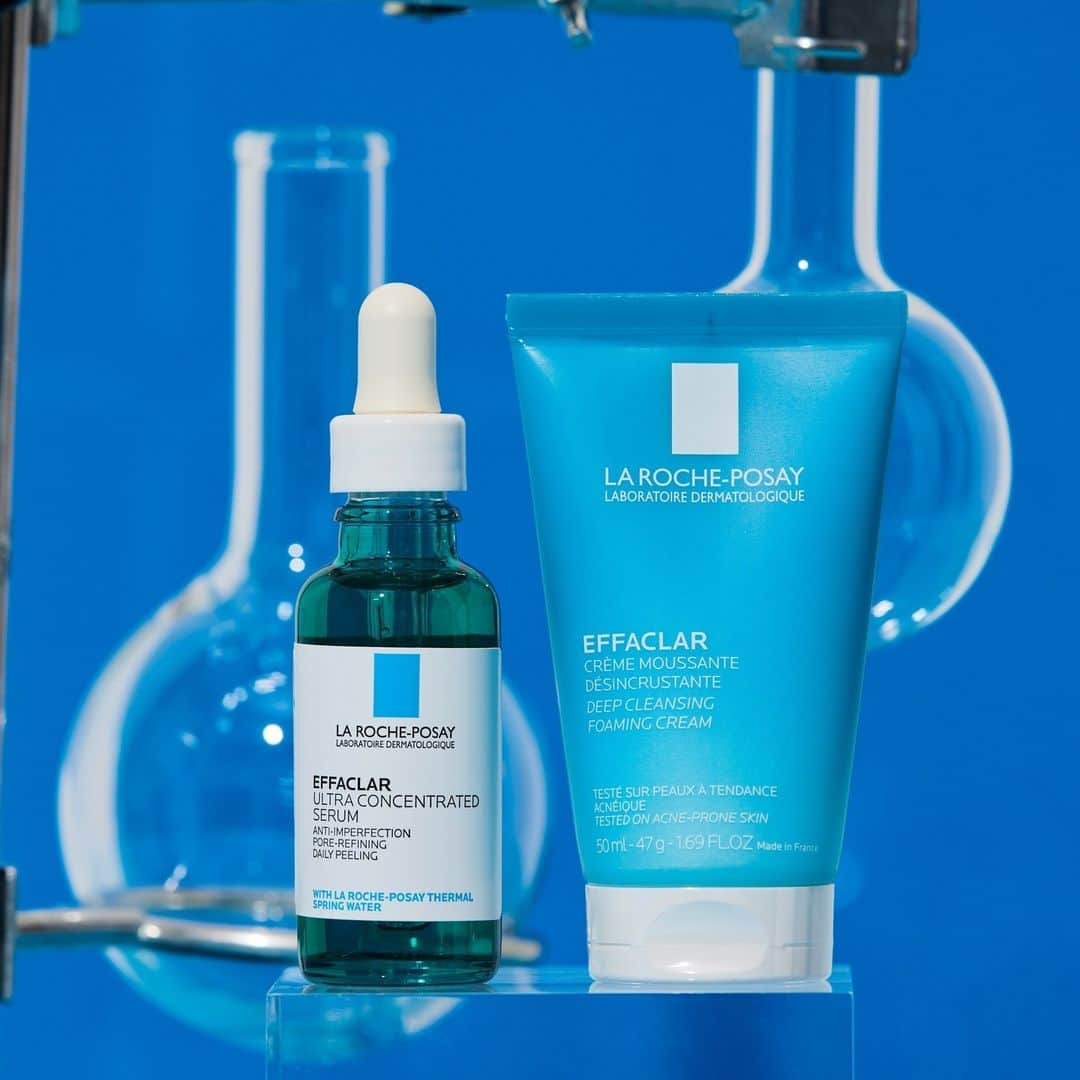 LA ROCHE-POSAY JAPAN ラロッシュポゼさんのインスタグラム写真 - (LA ROCHE-POSAY JAPAN ラロッシュポゼInstagram)「【人気のエファクラ ピールケア セラム＆洗顔料50mLのキットが全国発売開始‼️】  季節の変わり目は肌のコンディションが乱れやすく皮脂分泌量が増加し、毛穴やニキビの原因になります🌀 毛穴やニキビでお悩みの方におすすめな、期間限定特別キットを紹介します💁‍♀️💕  ・・・・・・・・・・・・・・・・・・・・・・・・ ▶︎エファクラ キット内容について🌷  🌟エファクラ ピールケア セラム 表面の角質を柔らかくし、キメのととのった毛穴レス印象肌に導き、 角質層をおだやかにととのえ、うるおい感を与えます。  🌟エファクラ フォーミング クレンザー ニキビや毛穴の原因となる皮脂や汚れ、古い角質をしっかり落とし、 皮膚のざらつき感を減らし、引き締めます。 ・・・・・・・・・・・・・・・・・・・・・・・・  この機会に是非お試しください💁‍♀️✨  --------------------- ■エファクラ ピールケア セラム ■エファクラ フォーミング クレンザー ---------------------  ＊＊＊＊＊＊＊＊＊＊＊＊＊＊＊ ラ ロッシュ ポゼ 化粧品空き容器を、全国のロフト店舗*( ラ ロッシュ ポゼ販売店舗)にて回収しています。 是非、使用済みの製品をお持ちください。 ＊後楽園ロフト東京ドームシティラクーア店、堺ロフトを除く。 ＊ターマルウォーター/セロザンク/アンテリオスＵＶプロテクションミストは回収製品除外です。  #ラロッシュポゼ #larocheposay #エファクラセラム #角質 #角質ケア #角質ケア美容液 #美容液 #スキンケア #毛穴 #毛穴ケア #毛穴のざらつき #毛穴の開き #毛穴トラブル #マスクトラブル #マスクニキビ #肌荒れ #ニキビ #ニキビ対策 #敏感肌 #敏感肌スキンケア #敏感肌用 #潤い肌 #ツヤ肌 #美容マニア #美容液マニア #乾燥対策  #ニキビ肌 #混合肌 #オイリー肌」9月28日 18時00分 - larocheposayjp