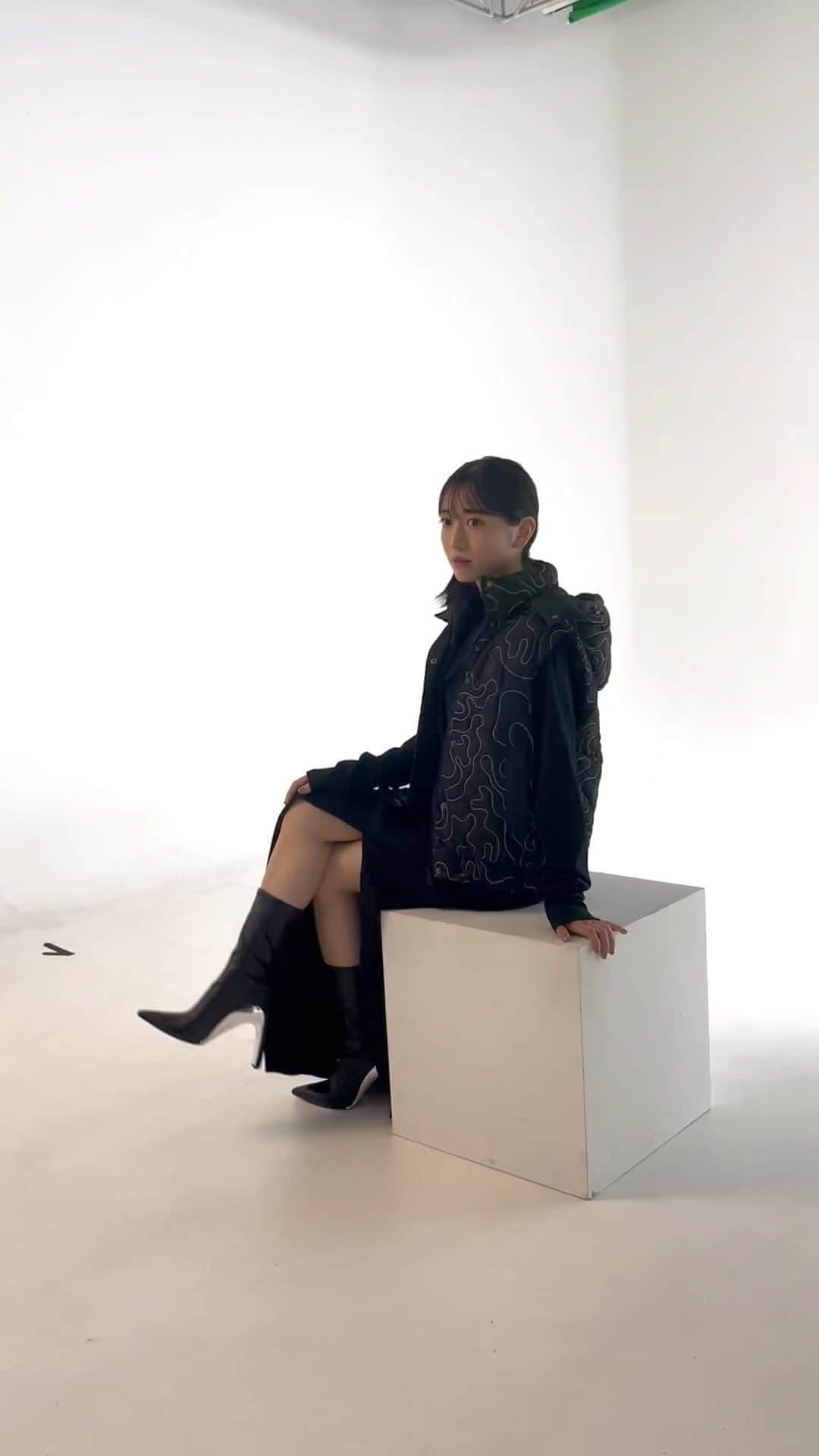 石井美凪のインスタグラム：「今日28日雑誌GIANNAAnother 04が発売されます！ 私も少しだけ載せさせて頂いています！   #gianna  #giannaanother  #ジェンナアナザー  #jk  #jkの素敵な思い出  #jkブランド  #sjk  #sjkブランド  #sjkの素敵な思い出  #instagood  #instafashion  #ライジングプロダクション  #石井美凪」