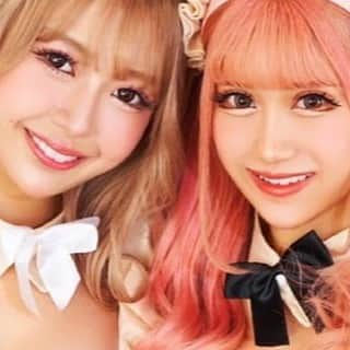 egg公式さんのインスタグラム写真 - (egg公式Instagram)「🐇10月web表紙公開🌙  今月のcover GALは…ゆずは＆あいめろ💘  egg代表白ギャル2人がえちえちバニーに大変身っ💫  今年のHalloweenもうちらが主役っしょ🎃  遂に10月31日egg秋号発売❤️‍🔥 全国の書店、セブンイレブンに置かれているのでみんなGETしてね🌟  そして今月のeggちゃんねるピックアーップ🪄  ✔️彼氏持ちギャルのデート前メイク❤︎  ✔️トップGAL2人の最新毎日メイク  ✔️失恋した時の回復方法聞いてみた  📷： @y2photograph 👗： @ryuyu_dressshop  #ゆずは #あいめろ #egg #ギャル #gyaru #渋ハロ #ハロウィン #gyaru #gal #bunny #Halloween」9月28日 18時57分 - new_eggofficial