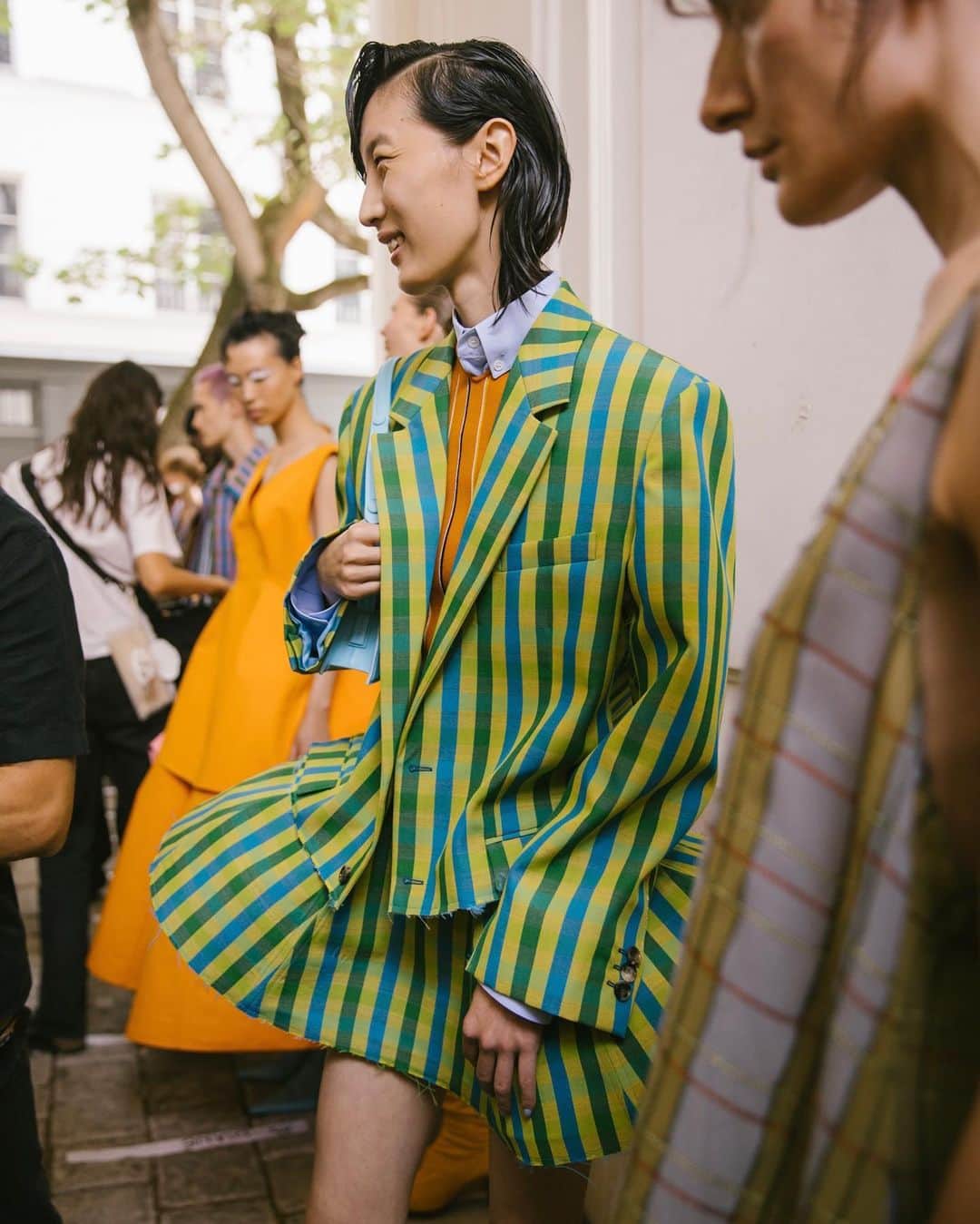 Saks Fifth Avenueさんのインスタグラム写真 - (Saks Fifth AvenueInstagram)「Reliving the fun and pure joy from @marni’s #PFW debut. 💐💫 #Saks」9月29日 4時30分 - saks