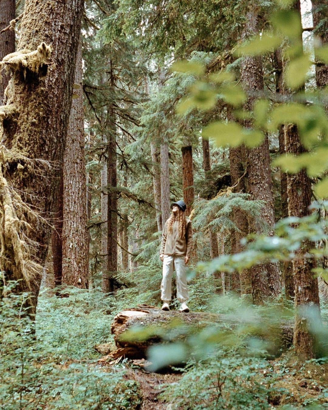 ケルシー・ロビンソンさんのインスタグラム写真 - (ケルシー・ロビンソンInstagram)「Film from our PNW trip 🫶🏼」9月29日 4時23分 - krobin32