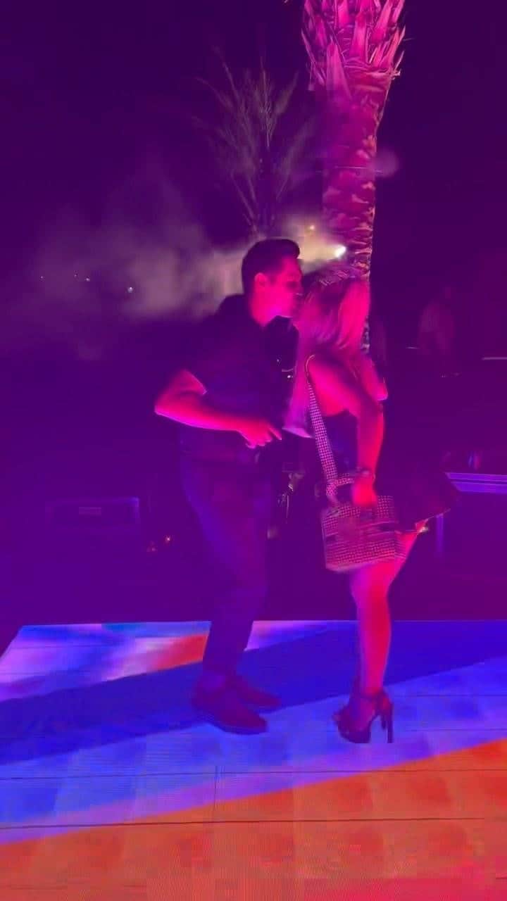 ケェーリン・セブンのインスタグラム：「Baby, we got it!😉」