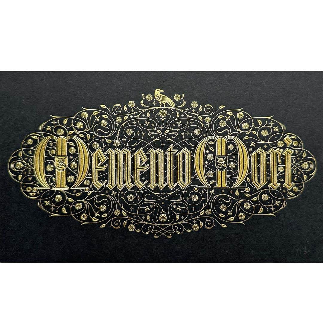 Seb Lesterのインスタグラム：「***Update - 27 left***✨‘Memento Mori’ 👉 limited edition mini-print now in my shop at seblester.com/shop - link in profile.✨#mementomori #lettering #calligraphy #seblester」