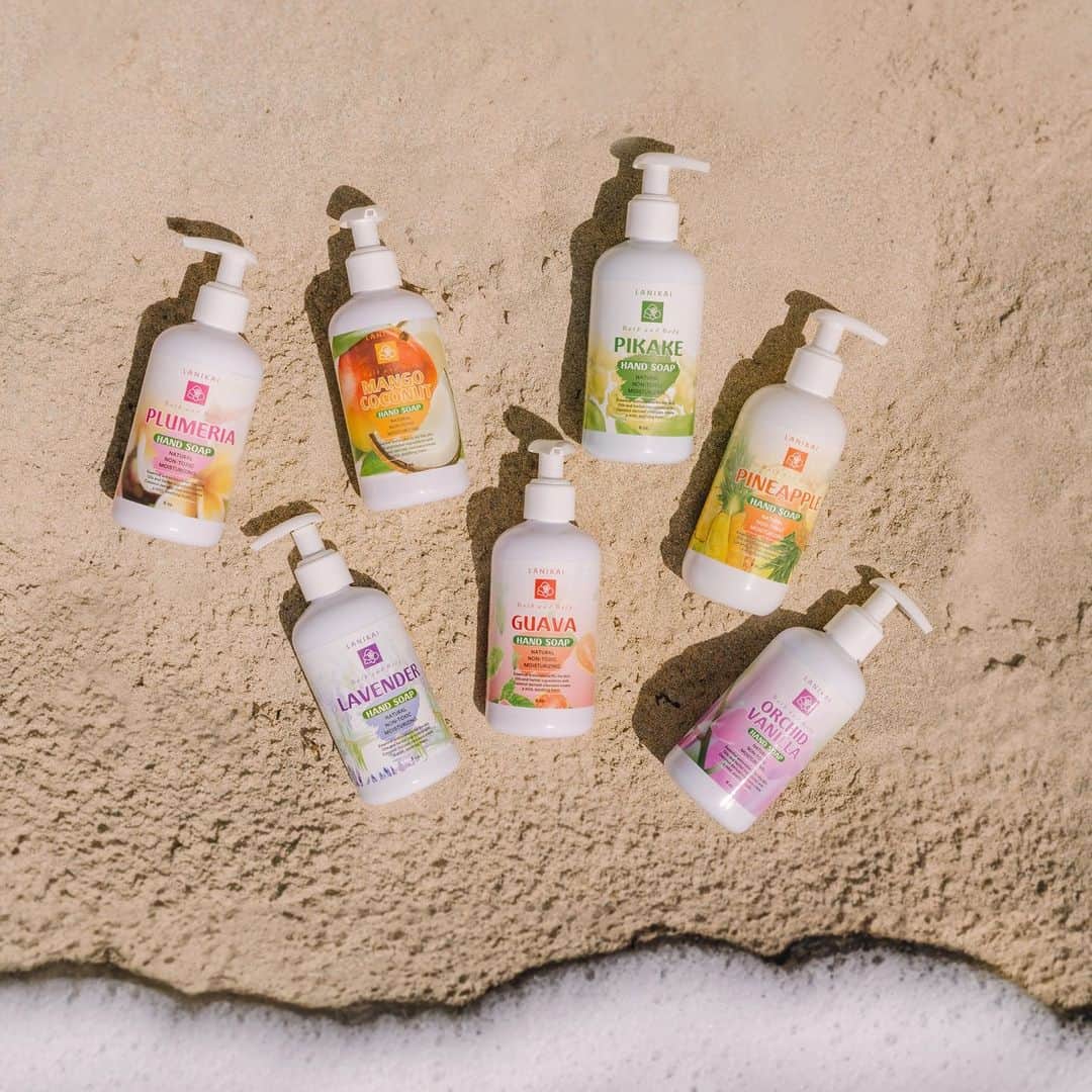 Lanikai Bath and Bodyさんのインスタグラム写真 - (Lanikai Bath and BodyInstagram)「LOVE our Ruby Red Guava fragrance! 🍈 A burst of ruby red grapefruit meets lush guava and gentle gardenia. Finished with a touch of white musk and sweet tonka bean. #RubyRedGuava #LanikaiExperience #lanikaibathandbody #shoplocal #kailuatownhi #guavagoodness🌿」9月29日 5時00分 - lanikaibathandbody