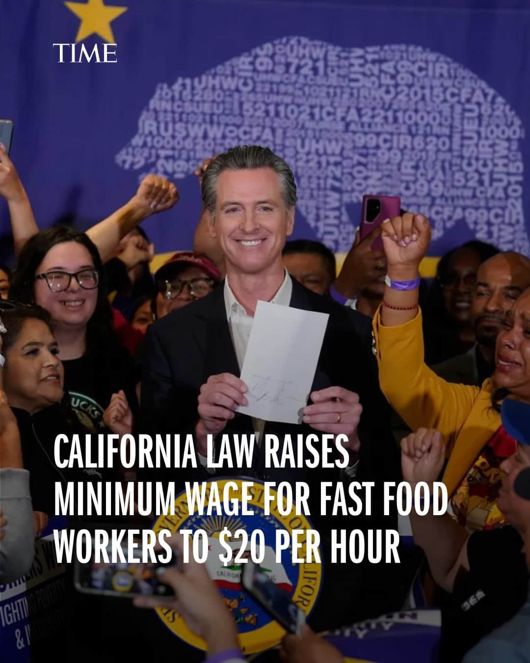 TIME Magazineのインスタグラム：「California's fast food workers will make $20 per hour starting next year.  Gov. Gavin Newsom signed the law Thursday in Los Angeles surrounded by cheering workers and labor leaders. “We have the opportunity to reward that contribution, reward that sacrifice and stabilize an industry,” he said.  Link in bio.  Photograph by Damian Dovarganes—AP」