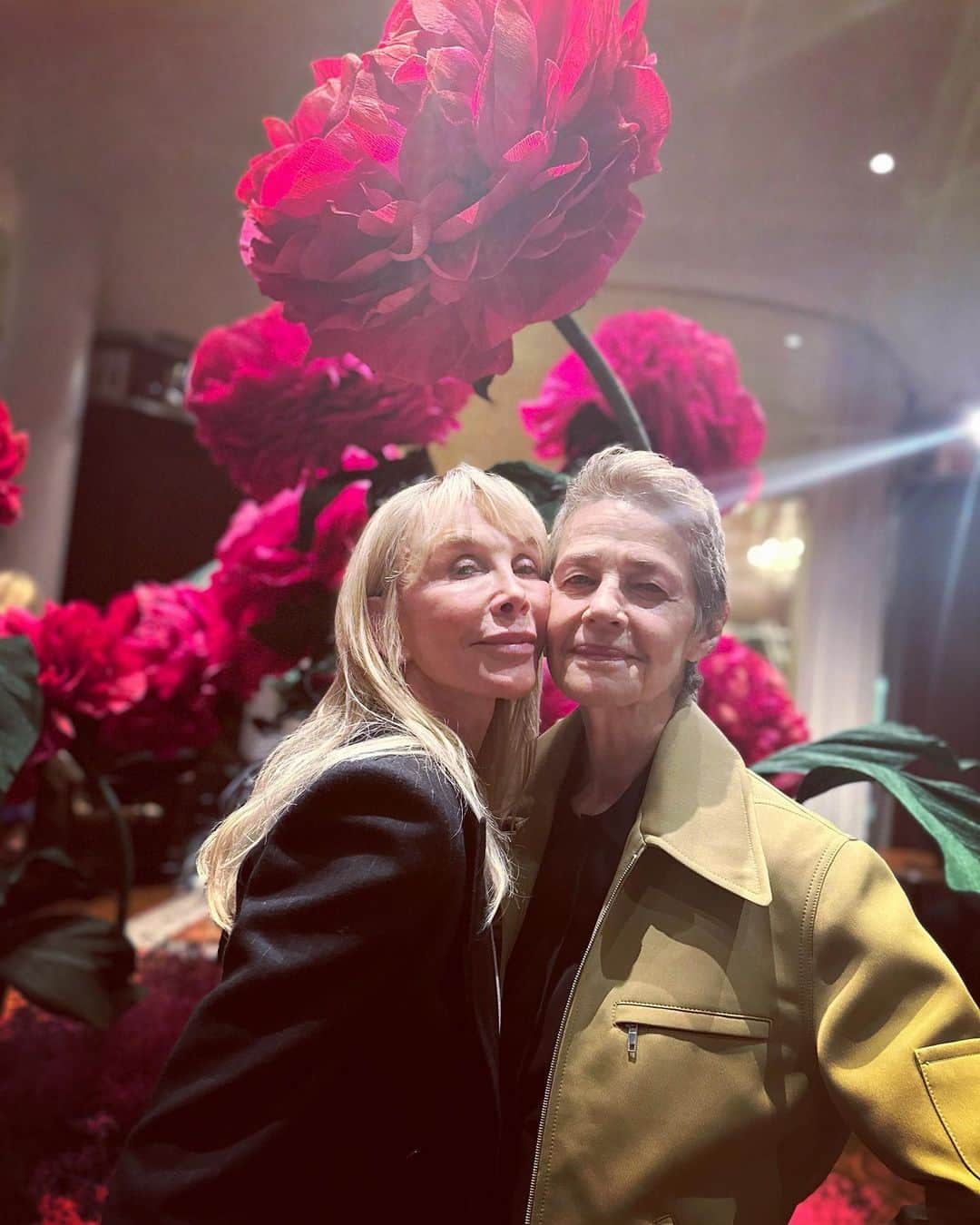 ミッキー・サムナーさんのインスタグラム写真 - (ミッキー・サムナーInstagram)「C. Rampling 🌹❤️」9月29日 5時34分 - sumnermickey