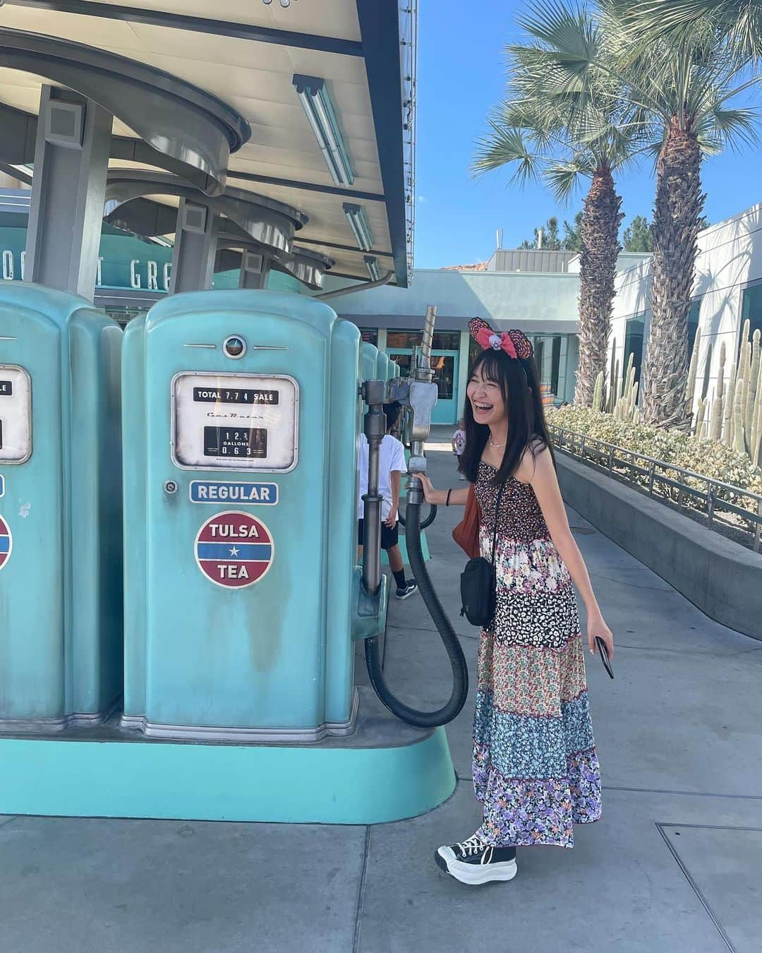 堀口日萌さんのインスタグラム写真 - (堀口日萌Instagram)「カリフォルニアディズニー行ってきたんよ🎡🎢🎠 夢見心地すぎて！何も！覚えてない💢💢💢 動画は撮ってある！えらい！またあげる！ お気に入りはインクレディブルコースターです 今度は家族と行きたいなー🫧🫧  #カリフォルニアディズニー #ディズニーランド #ディズニー #アメリカ #カリフォルニア #california #disney #disneyland #anaheim #大学生 #堀口日萌  一枚ガビガビの写真があります あれだけ日萌の携帯で撮ったやつやねん、、 他の綺麗なのは友達に撮ってもらったありがとう😭」9月28日 20時57分 - himechannel_0624