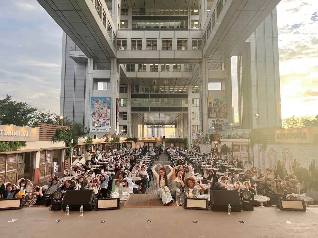 居酒屋えぐざいるPARKさんのインスタグラム写真 - (居酒屋えぐざいるPARKInstagram)「. 🏮9月26日(火)来店情報🏮  * ・・・・・・・・・・・・・・・・・ *  SWEET REVENGE  * ・・・・・・・・・・・・・・・・・ *  この日は2公演パフォーマンスを披露してくれました🌈  『 Get it Right 』 『 SORA 〜この声が届くまで〜 』 ※DEEP cover 『 Might Just 』  素敵なパフォーマンスをありがとうございました🎧✨  最後は記念写真📸🎞️  Happinessな時間をありがとうございました🌈  何が起こるかわからない居酒屋えぐざいる🏮 是非ご来場をお待ちしております⤴⤴  * #居酒屋えぐざいる #居酒屋えぐざいる2023 #いざえぐ #SWEETREVENGE #スイリベ  #AGNES #LARISSA #ASAMI」9月28日 20時58分 - izakaya_exile