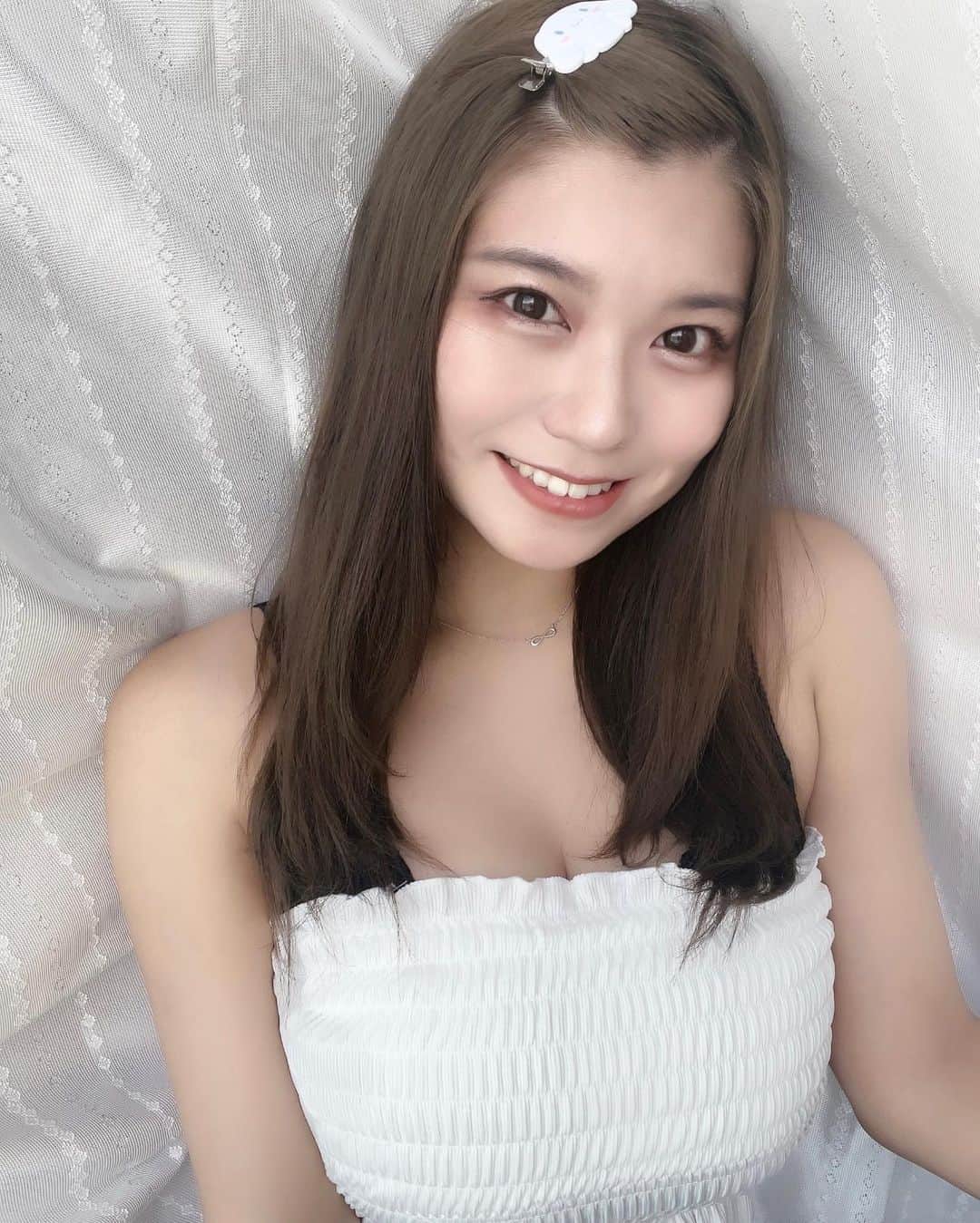 大葉めものインスタグラム：「やっと涼しくなるって嬉しいのに夏の終わりってどうしてこんなにも複雑な気持ちになるんだろうね、夏がキラキラしすぎていたからかな」