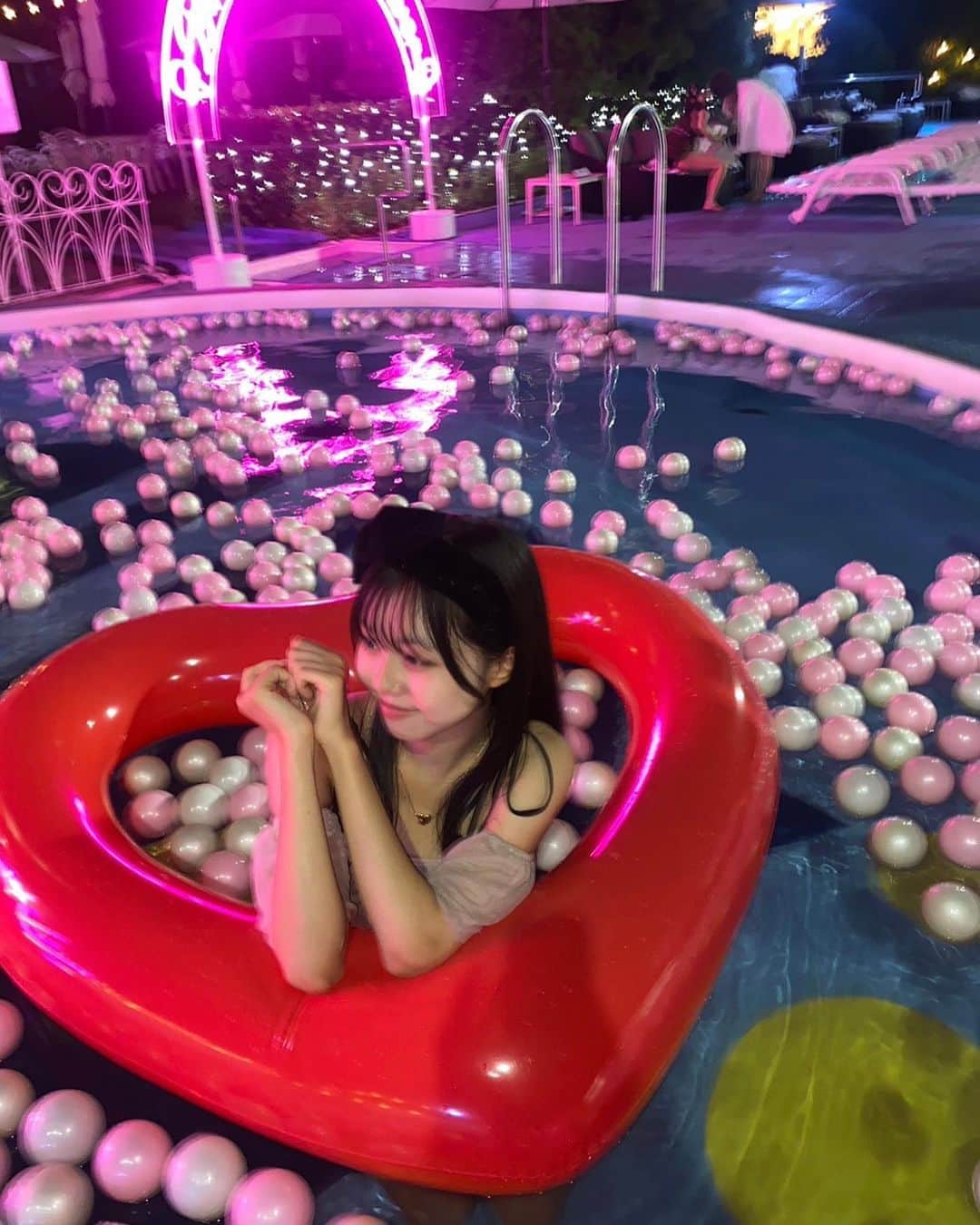 陣ノ内柚来のグルメインスタ