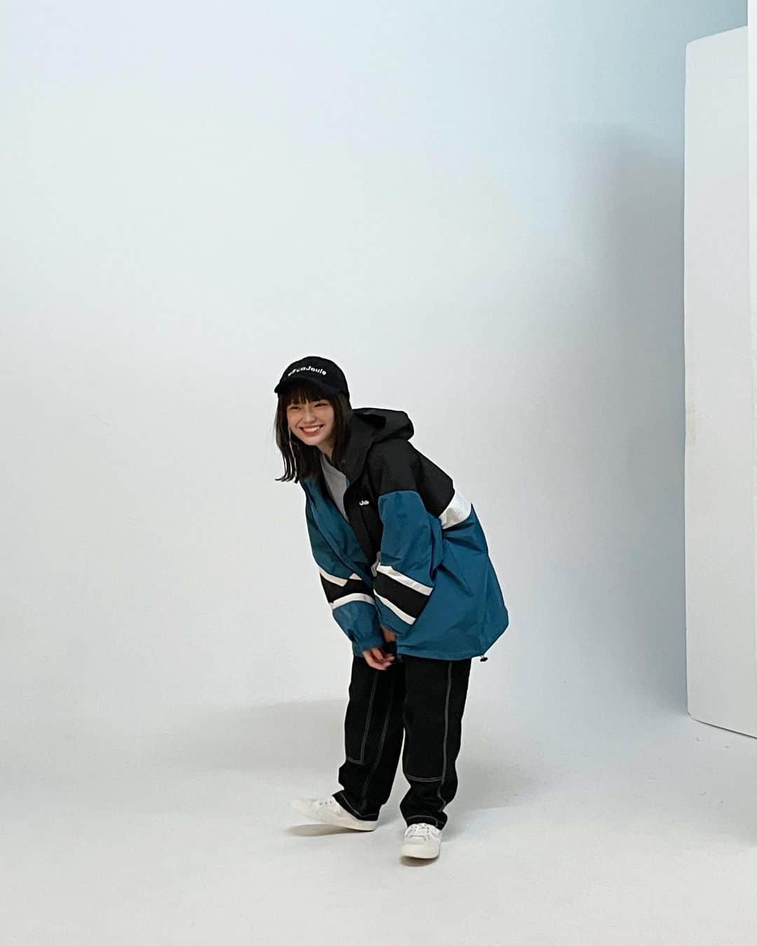 のインスタグラム：「. 撮影しました🫶🏻 今日はにこにこな2枚を。 これから載せていくね👶🏻🌱 @allcajoule さんのwebsiteにいるよ^ - ^ @teokun.711 @jinjin10272」