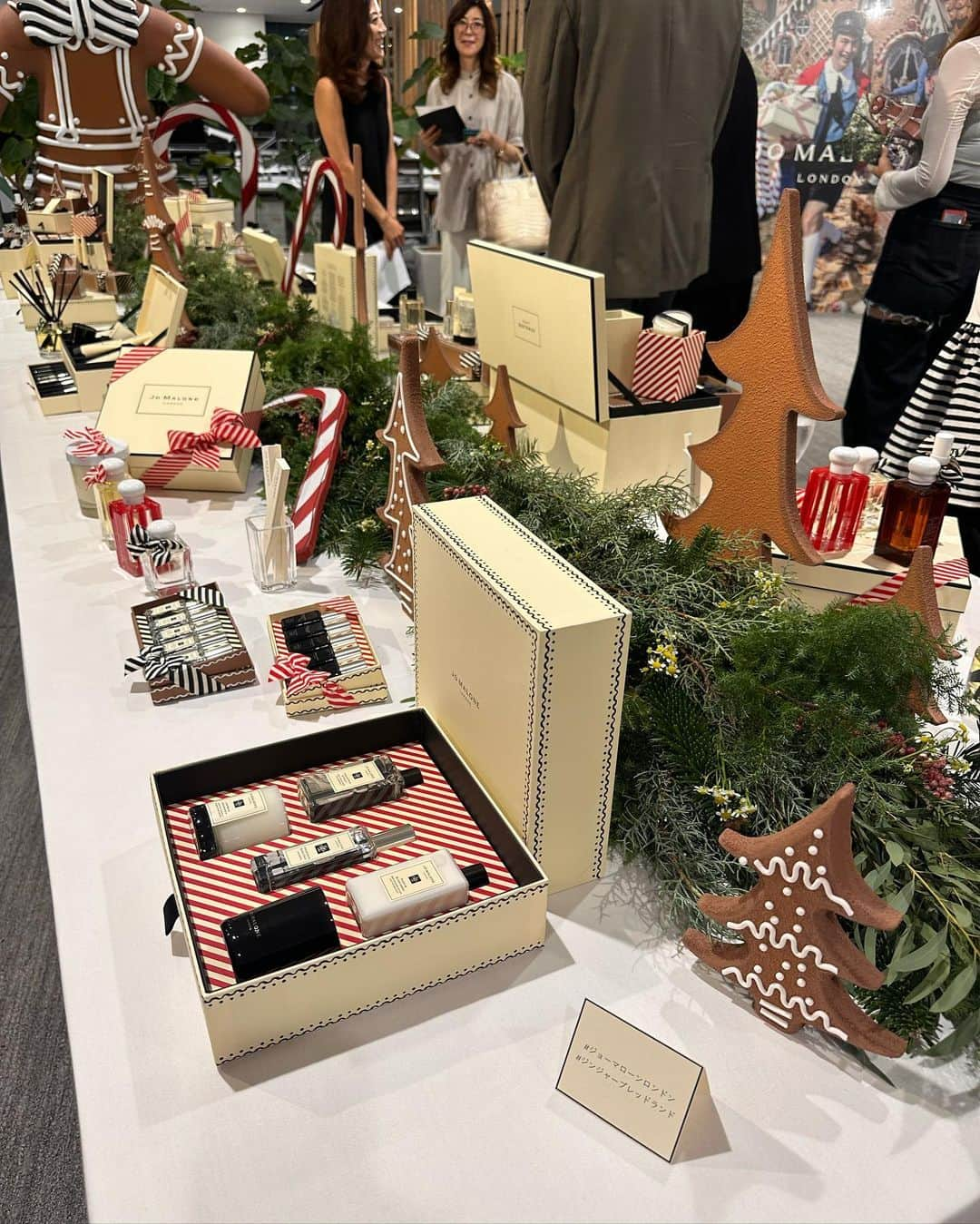 ぷうたんさんのインスタグラム写真 - (ぷうたんInstagram)「JO MALONE LONDON クリスマスコレクションのお披露目会に行ってきました🎄🤍 @jomalonelondon .  冬の主役間違いなし。のジンジャービスケットの香り🍪‪‪❤︎‬ クリスマス仕様でますます冬の訪れを感じ とてもわくわくするような空間でした😌♡ #seasonofscent #ジョーマローンロンドン #ジンジャーブレッドランド」9月28日 21時55分 - puutan_318