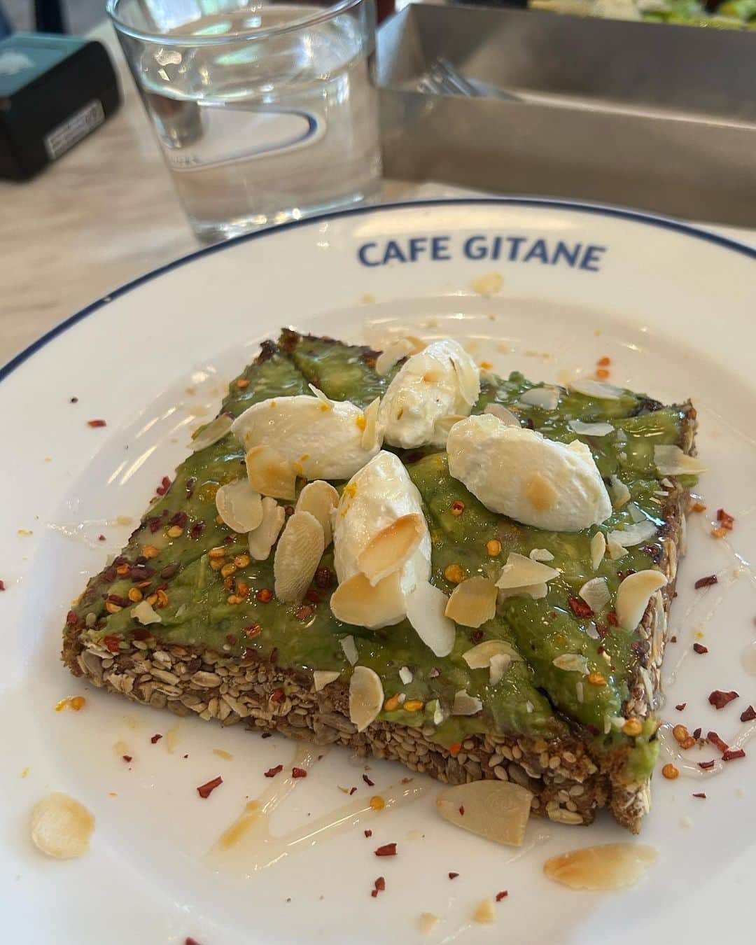 濱田よりかさんのインスタグラム写真 - (濱田よりかInstagram)「Lunch♡ cafegitane🥑🖤 . . . . . #cafegitane #cafe #lunch #ebisucafe #tokyo #tokyocafe #tokyolunch #tokyojapan #tokyofood #amiparis #恵比寿 #恵比寿カフェ #恵比寿ランチ」9月28日 22時14分 - yorika_hamada