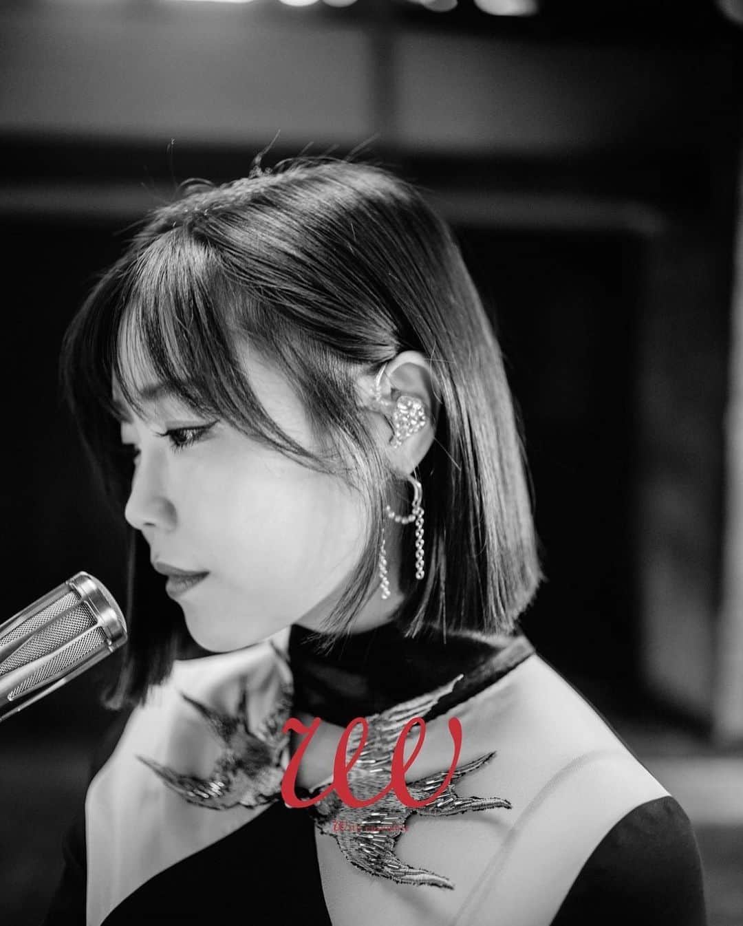 鷲尾伶菜さんのインスタグラム写真 - (鷲尾伶菜Instagram)「With ensemble 「銀色」  - MUSIC - Direction: Seigen Tokuzawa Arrange: Shohei Wani 1st Violin: Aya Ito Cello: Kanato lijima Piano: Kazuhiro Takemoto Recording, Mix & Mastering Engineer: Shinya Matsushita, Kazune Ogihara Recording Support: SCI Audio Equipment Provision: ACOUSTIC REVIVE (https:// acousticrevive.jp) , Media Integration (https:// www.minet.jp)  - VIDEO - Creative Direction & Cinematographer: Kyotaro Hayashi Creative Produce: Satoshi Miyata Assistant Director: Masaru Ito Production Manager: Kaoru Miyachi, Midori Nakamatsu, Miku Iwasaki 1st Assistant Camera: Ken Yamamura 2nd Assistant Camera: Ken Nakano Lighting Direction: Naoto Tanoue Chief Lighting: Sousuke Nomura Assistant Lighting: Koji Oka, Masayuki Kawada, Ginji Ono Director Assistant: Toshimasa Kumagai, Yuzuha Kashihara Special Thanks: Backcasters Produce: Shuntaro Tsuneta Produrer Assistant: Rina Iwabuchi Production Management: Chiaki Kubota」9月28日 22時27分 - reina.washio.official