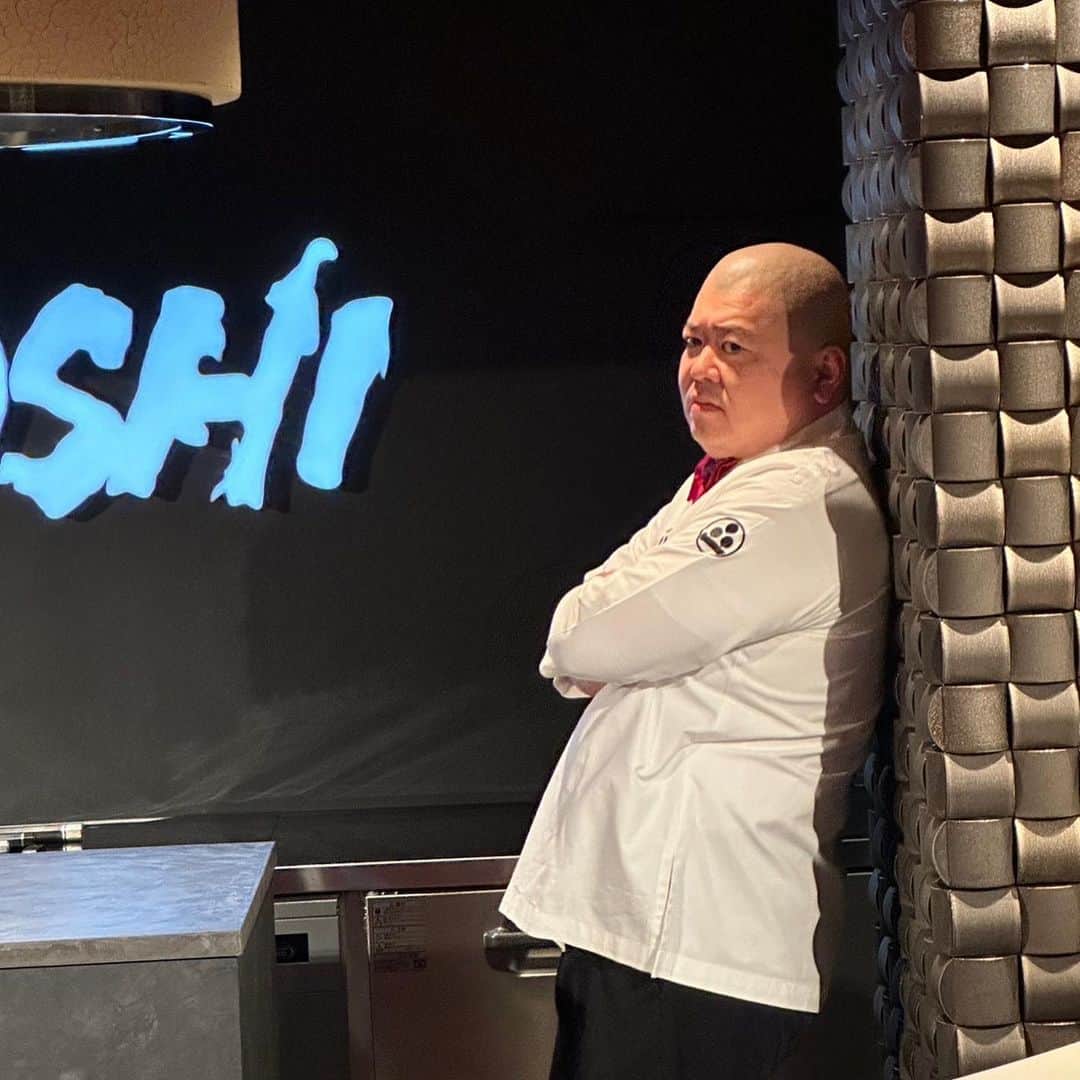  WATANABETAKAYOSHIさんのインスタグラム写真 - ( WATANABETAKAYOSHIInstagram)「I look forward to seeing you in my new castle!  #tasty#sushibae#dozo#teruzushi#sushi#寿司 #chef#chefknife #teruknives」9月28日 22時56分 - teruzushi
