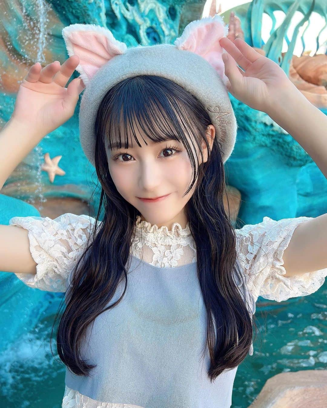 山崎玲奈さんのインスタグラム写真 - (山崎玲奈Instagram)「🧜🏻‍♀️🫧  ・  ・ #東京ディズニーシー#ディズニーシー#夢の国#マーメイドラグーン#ジェラトーニコーデ#ジェラトーニ#ディズニーカチューシャ#ディズニーグッズ#アイドル」9月28日 22時57分 - yamazaki_reina