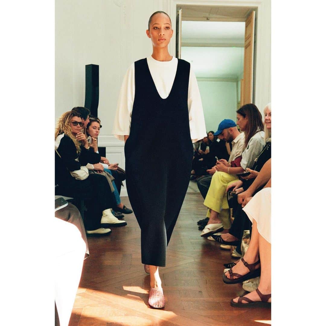 THE ROWのインスタグラム：「Summer 2024 Womenswear Collection」
