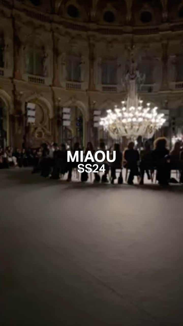 IMG Modelsのインスタグラム：「#RunwayRewind. ⏪ #Miaou’s #MiaouSS24 #PFW #fashionshow starring #AwengChuol #CarlaPereira + #LauraLekysha. 🇫🇷 #IMGmodels」