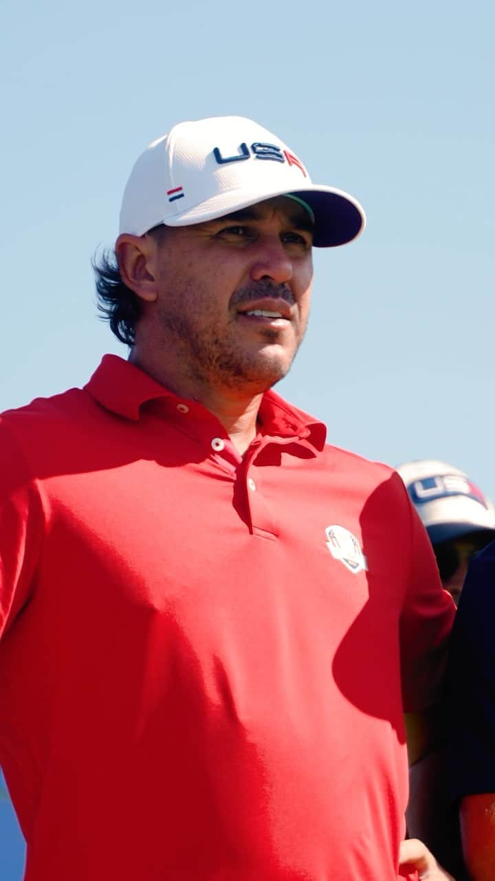 ブルックス・ケプカのインスタグラム：「Back and forth, back and forth, ‘til it ain’t even 🇺🇸🏆  @rydercupusa @therydercup #GoUSA」