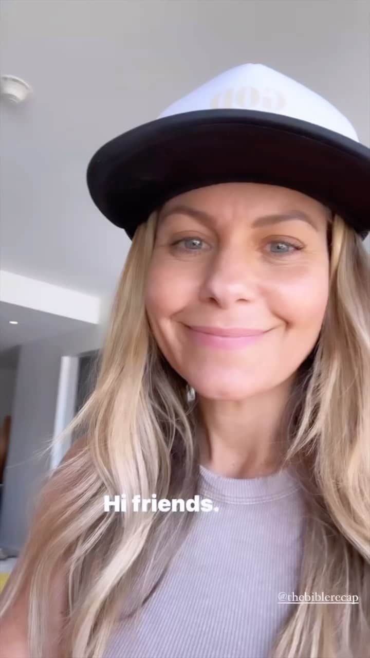 キャンディス・キャメロン・ブレのインスタグラム：「I have been so blessed by being able to participate in @thebiblerecap with @taraleighcobble since the beginning of this year…and you know what the best part is, YOU can be blessed by it too! 🙌🏼✨  If you’ve missed out or fell behind, and want to quit— DON’T! Instead jump in with us on October 1st when we start the New Testament. Head on over to thebiblerecap.com 👉🏼 click Get Started 👉🏼 follow the instructions on the following page to download all the resources you need.  I hope you join us!! But even if you don’t, I still encourage you to open the Word of God and let His words wash over you…you’ll never regret it 🧡」