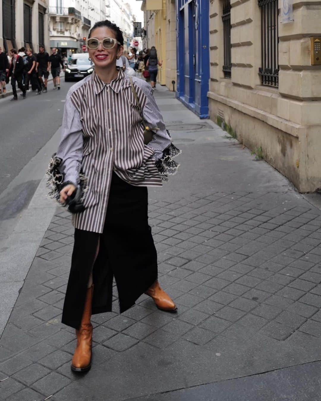 長尾悦美さんのインスタグラム写真 - (長尾悦美Instagram)「Paris 4日間まとめて （9枚目は機内服） #outfit 🇫🇷 #paris   @diotima.world は 来月お披露目のNew projectにて 日本初で買い付けしてますので お楽しみに‼︎」9月29日 0時15分 - yoshiminagao