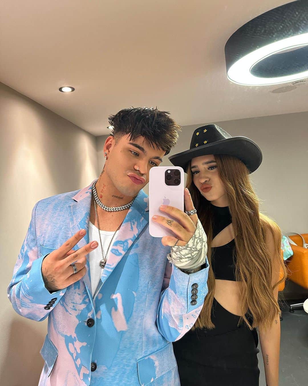 Sebastián Villalobosさんのインスタグラム写真 - (Sebastián VillalobosInstagram)「🇨🇴🇲🇽AYER ESTÁ DUPLA ROMPIÓ! Felicidades Domi, se te quiere mucho  @domelipa !」9月29日 6時06分 - sebas