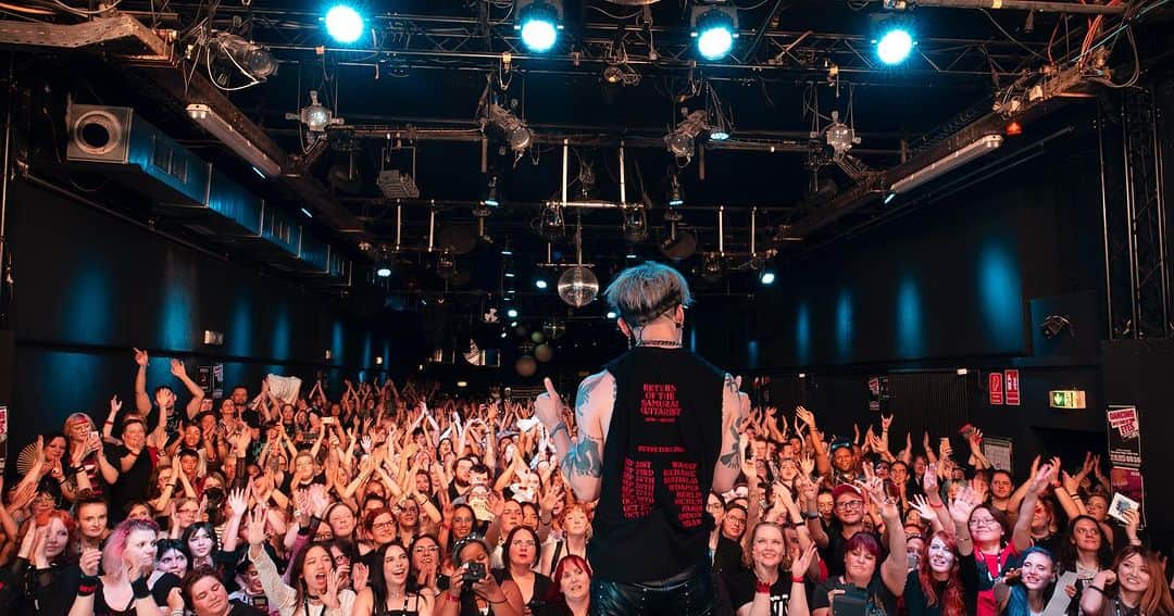 MIYAVI（石原貴雅）さんのインスタグラム写真 - (MIYAVI（石原貴雅）Instagram)「Danke schön, Berlin!   Another packed show in #Berlin, #Germany 🇩🇪  You've been incredibly kind to us, Europe. We're past the halfway point of this tour now. We hope you'll stay energized and engaged with us until the very end!  ON TO: #Bochum  We’re still here Germany!! Let’s have another great show together ✨  photo by: @ix.dan.video」9月29日 1時09分 - miyavi_staff