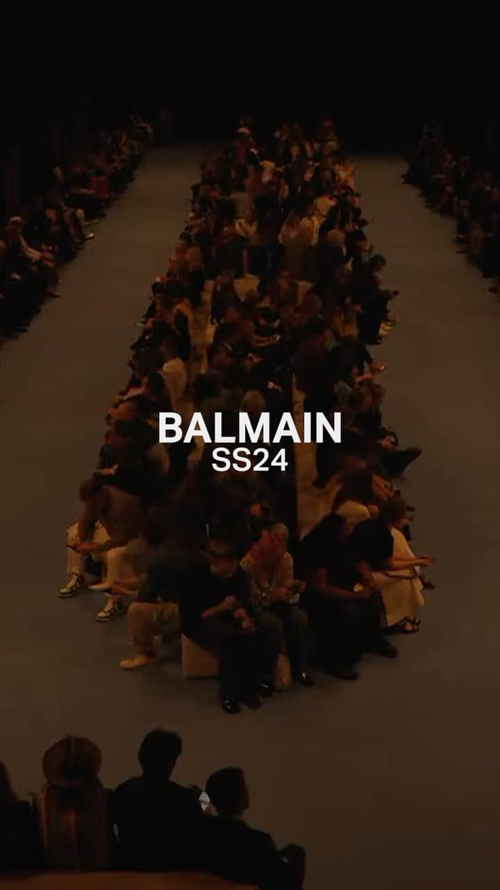 IMG Modelsのインスタグラム：「#RunwayRewind. ⏪ #Balmain’s #BalmainSS24 #PFW #fashionshow starring #LeelouLaridan #GeorgiaPalmer #NaomiEkindiDioh + #RosannaOvalles. 🇫🇷 #IMGmodels」