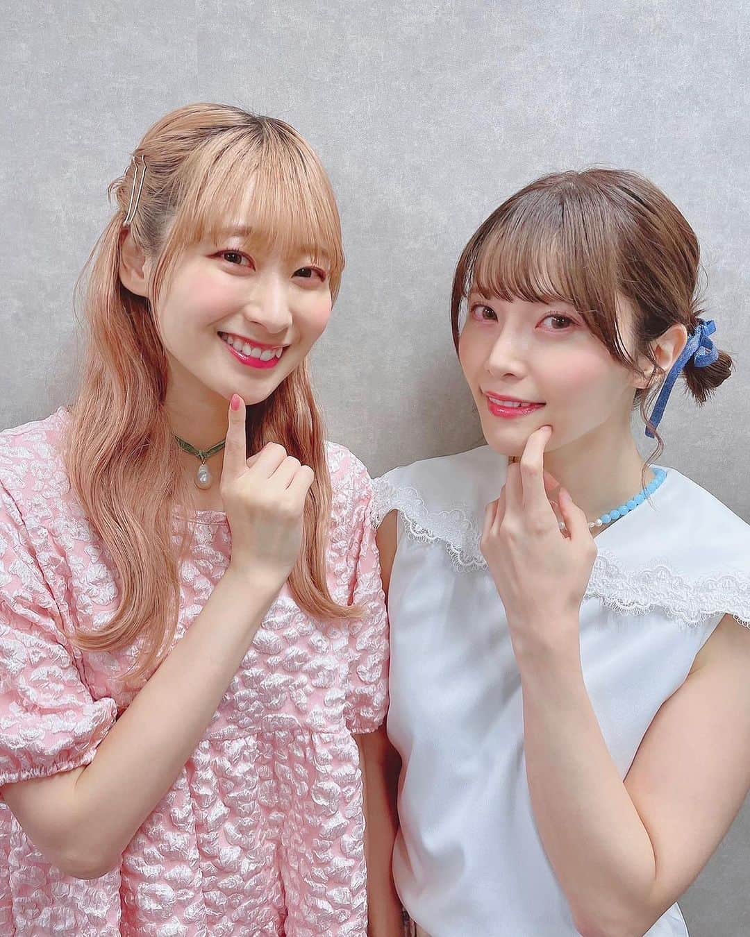 のインスタグラム：「猫かぶらない~💗🩵 食欲が増しましになった回！ 秋刀魚とナガノパープル無限に食べるぞ~♾️🍇🐟 お芋もカボチャも大好き~🍠🎃 ⁡ 秋は空が澄んでいて秋の夜長で 月も綺麗だから🌕🎑 秋に生まれたの多幸感いっぱい♡ ⁡ 変わり目で体調崩しがちでもあるから 無理せずにのんびりとね🫶 そしてたくさん食べていこ！ ⁡ 来月テーマ💌「にちかちゅ」笑 お誕生日会してもらえるよ！ どんな配信になるかお楽しみに~🎂😋 いつも本当ありがとう。 ⁡ #猫かぶらない #猫かぶ #中秋の名月 #みんなでお月見だ」