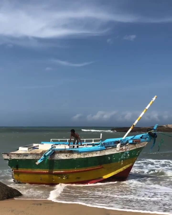 ジミー・チンのインスタグラム：「Coastal visions. Sri Lanka」