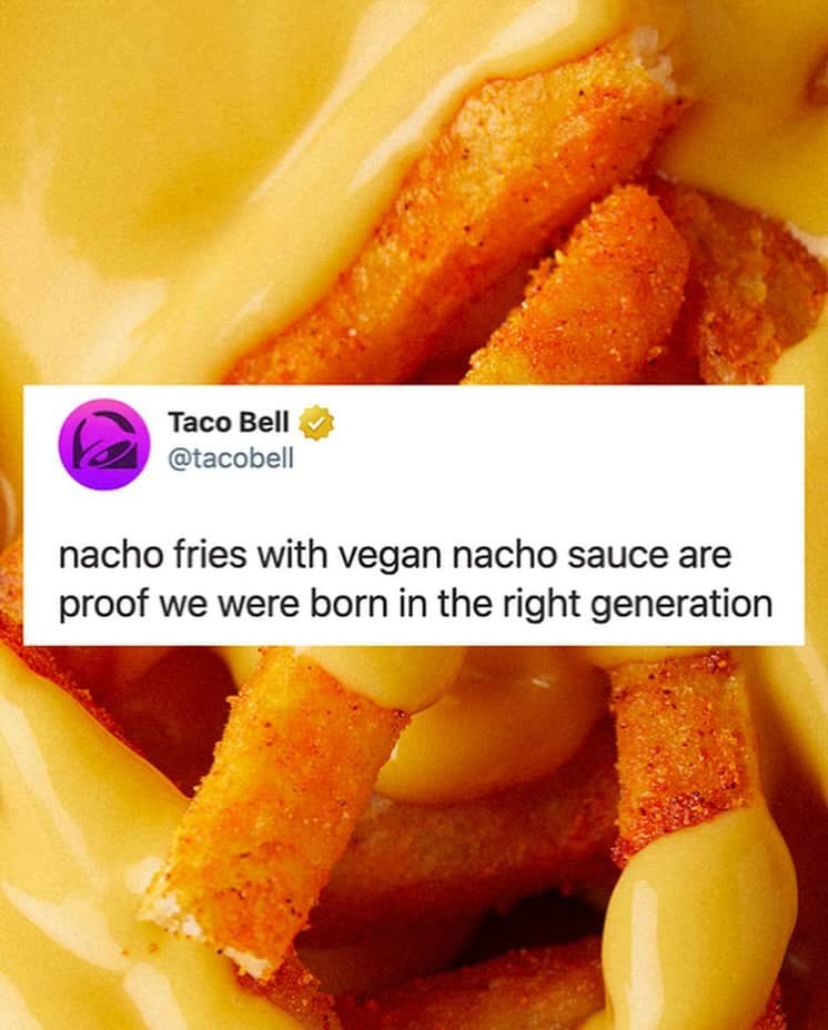 Taco Bellさんのインスタグラム写真 - (Taco BellInstagram)「nacho fries with vegan nacho sauce (let that sink in). try it 10/12.」9月29日 3時13分 - tacobell