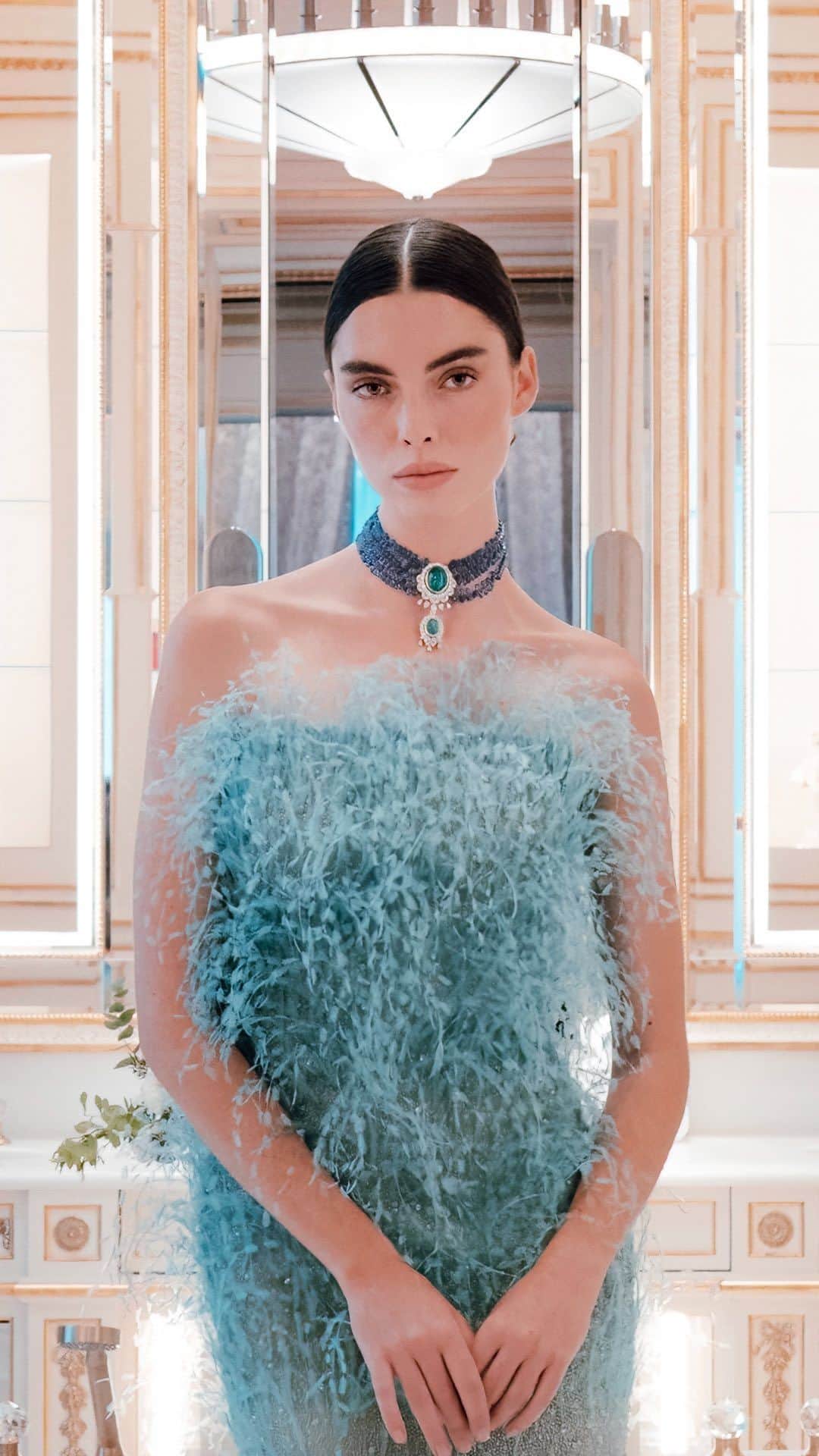 ショパールのインスタグラム：「The #Chopard Exhibition: a return to the essence of the Parisian showroom.  For #ParisFashionWeek 2023, the Maison’s #RedCarpet Collection #HighJewellery masterpieces will share the limelight with the 50 silhouettes of Caroline’s Couture collection. Complementing each other in perfect harmony, the luxury fashion and #HauteJoaillerie creations will be on display from 25 to 30 September at 1 place Vendôme. #CarolinesCouture #ChopardDiamonds #SwissMade」