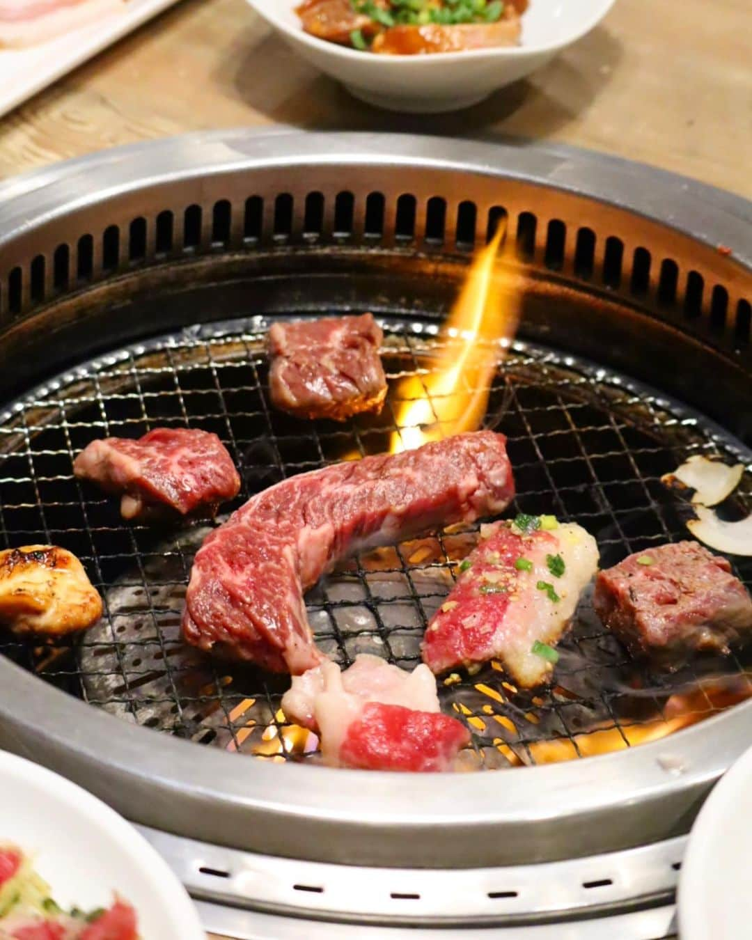 LECT レクトのインスタグラム：「毎月29日は肉の日。 . 2F 団楽では焼肉食べ放題を実施。ハラミやかるび、牛タン、ホルモンと様々なメニューが楽しめちゃいます。次回は10月29日開催です！ ・ #lect #レクト #焼肉一番団楽 #焼肉 #食べ放題 #焼肉食べ放題 #焼肉 #焼肉屋さん #広島焼肉＃広島ディナー #広島市」