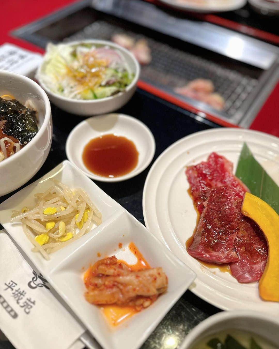 笠原美香さんのインスタグラム写真 - (笠原美香Instagram)「29の日🍖 陣クスでもある焼肉を...😋  #平城苑#肉の日#陣クス#焼肉#ランチ#八王子グルメ」9月29日 14時44分 - mika.k419