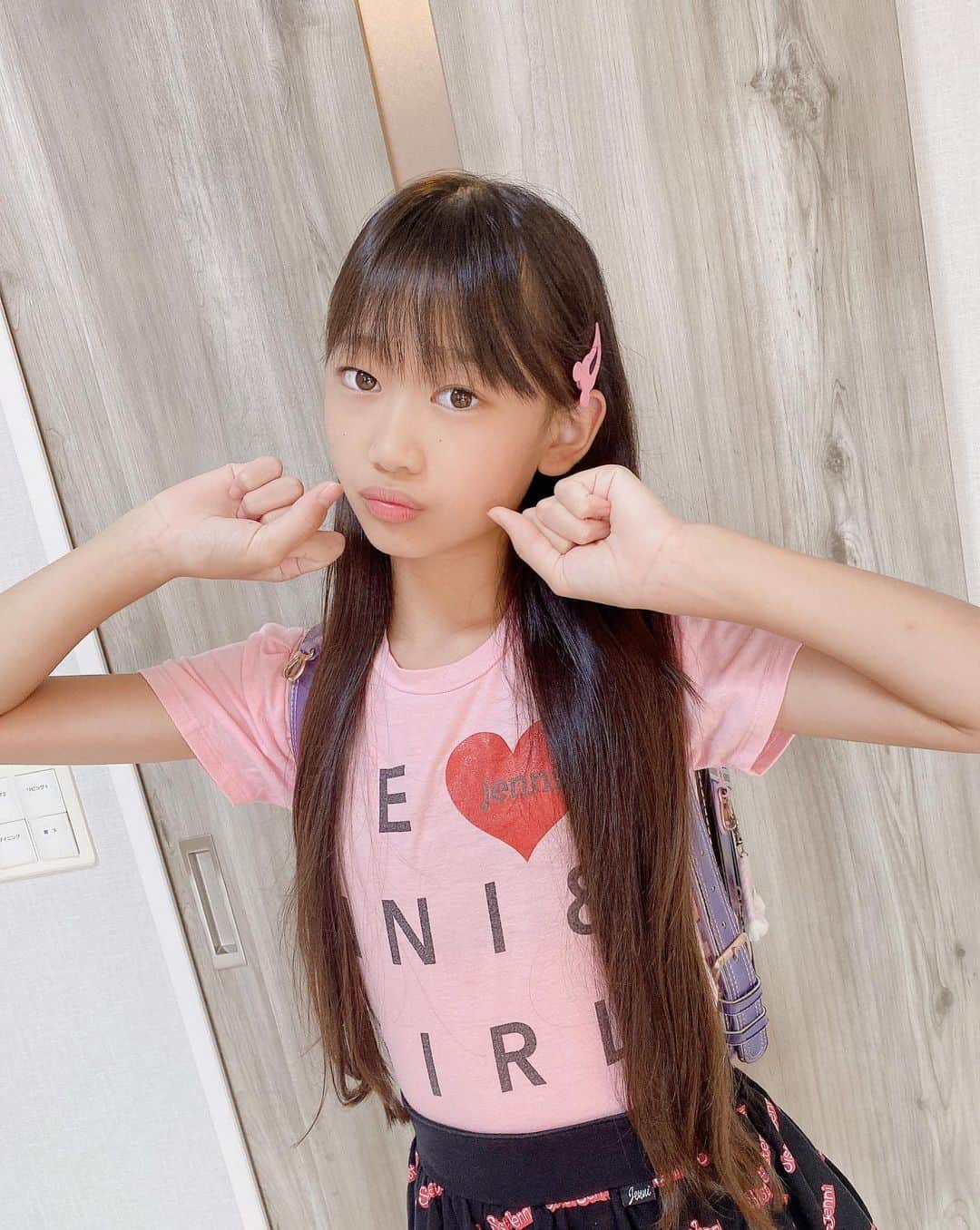 藤林夢さんのインスタグラム写真 - (藤林夢Instagram)「💗藤林夢(Yume)💗 @yumemama.mini 【🏫学校出発ポーズでし ...