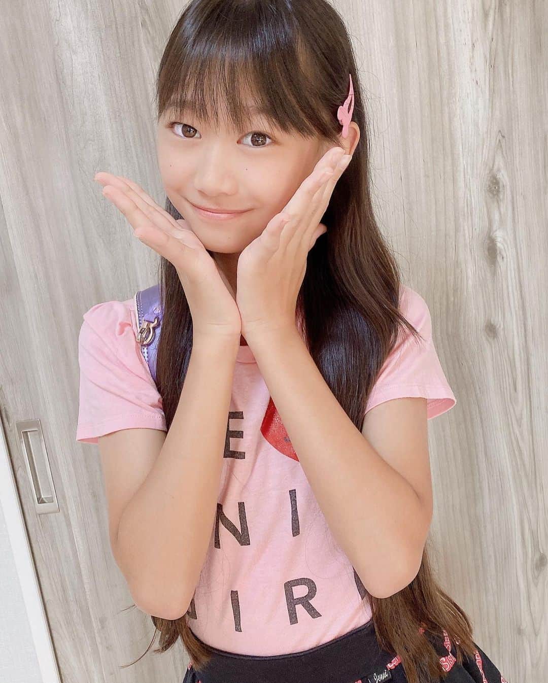 藤林夢さんのインスタグラム写真 - (藤林夢Instagram)「💗藤林夢(Yume)💗 @yumemama.mini 【🏫学校出発ポーズでし ...