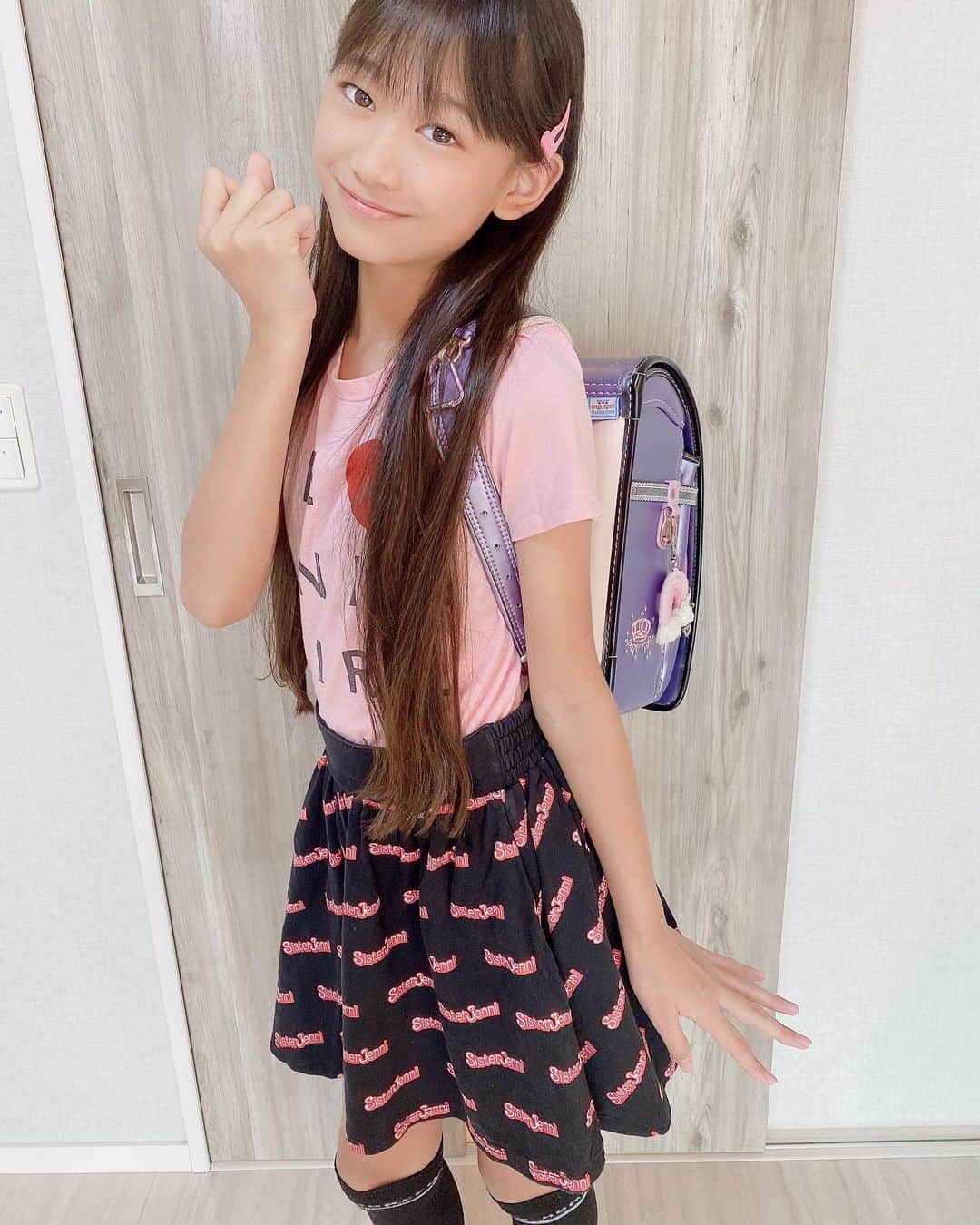 藤林夢さんのインスタグラム写真 - (藤林夢Instagram)「💗藤林夢(Yume)💗 @yumemama.mini 【🏫学校出発ポーズでし ...