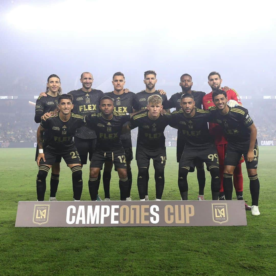 ジョルジョ・キエッリーニのインスタグラム：「Proud of my team! Always! ⚫️🟡 #CampeonesCup」