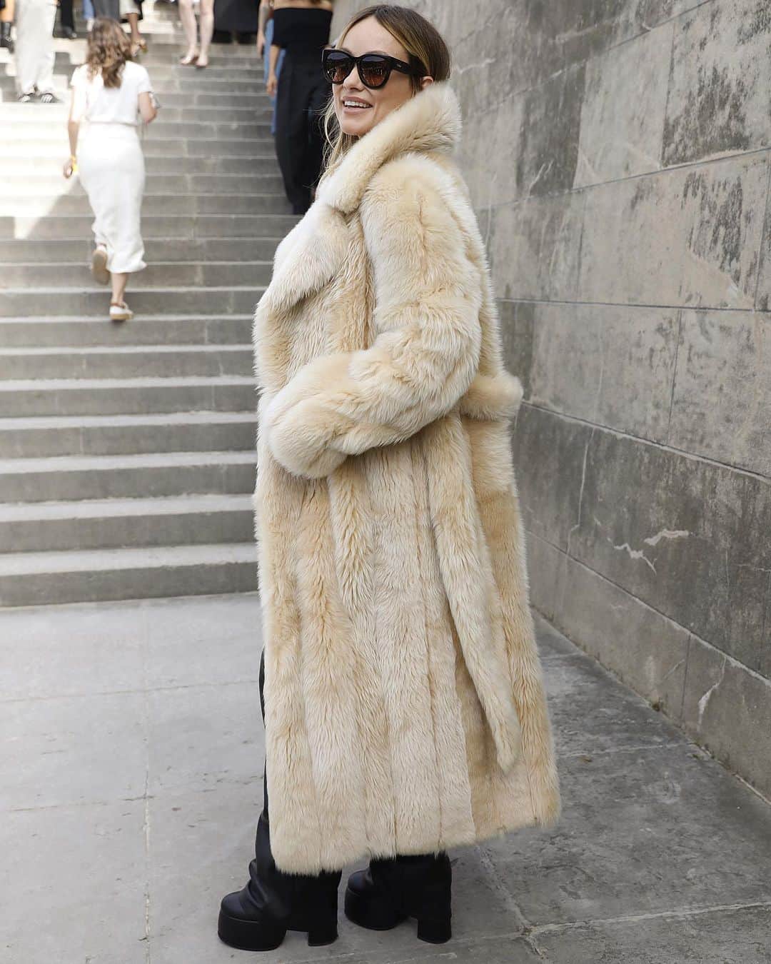 Lee Oliveiraのインスタグラム：「Before the @chloe SS24 show at Paris Fashion Week」