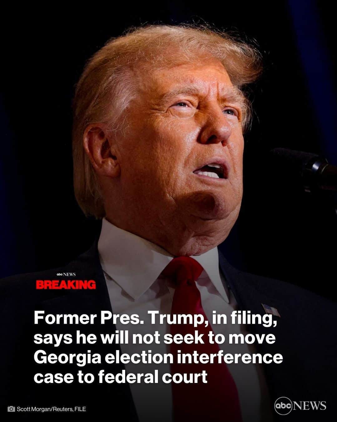 ABC Newsのインスタグラム：「Attorneys for Donald Trump have notified a Fulton County court that the former president will not seek to have his Georgia election interference case moved to federal court.  The move comes three weeks after a judge denied a bid by co-defendant Mark Meadows, Trump's former chief of staff, to have his case moved. MORE AT LINK IN BIO.」