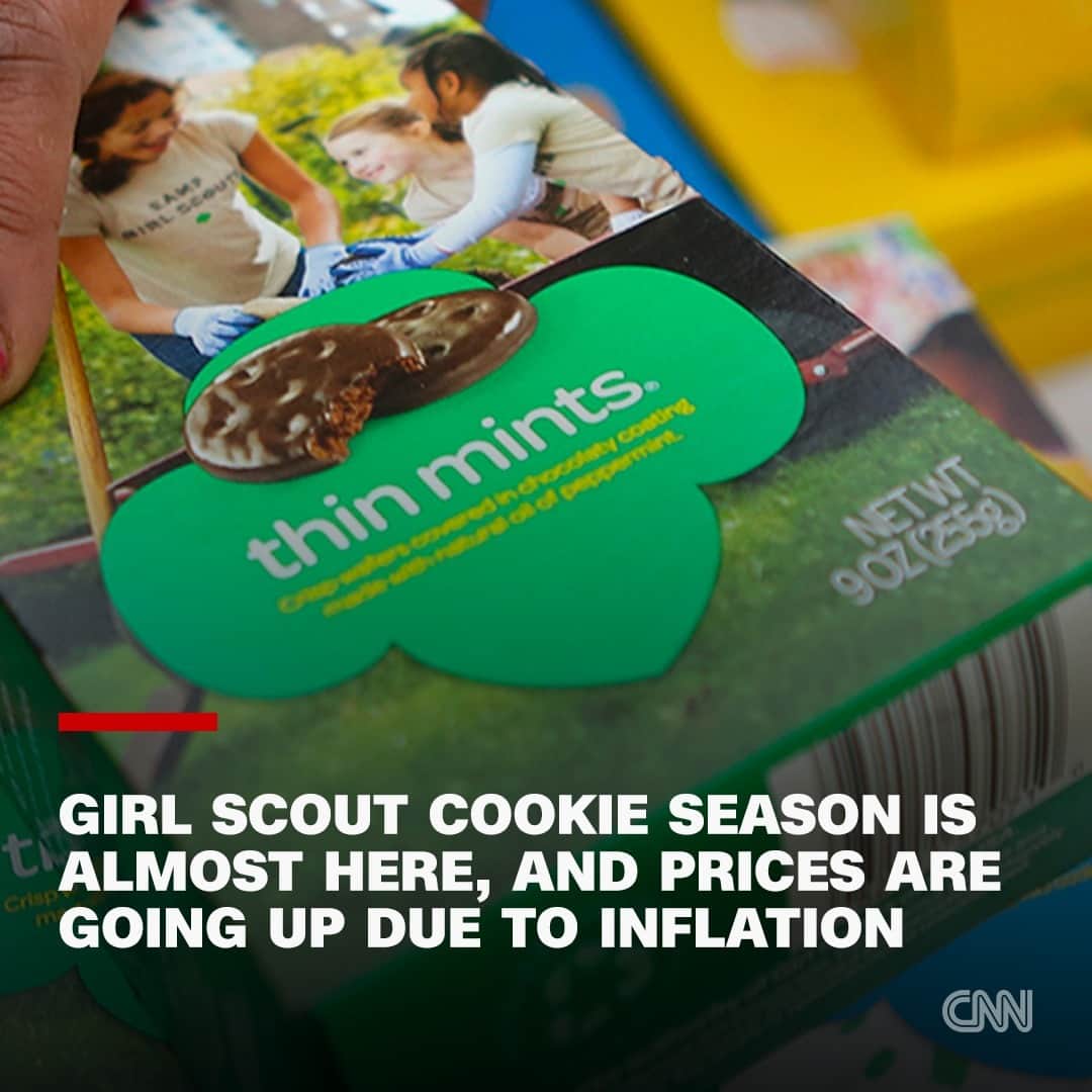 CNNさんのインスタグラム写真 - (CNNInstagram)「Girl Scout cookies are getting more expensive. In some places, at least.  At least one New York State chapter, the Girl Scouts Heart of the Hudson, told troop parents and other members of the community in an email this week that all cookies will be sold for $6 per box this coming cookie season — which takes place from about January to April annually nationwide – up from $5 last year.  “In order to combat rising production and material costs, GSHH will be increasing the price of all cookie packages to $6.00,” the chapter’s interim CEO wrote, adding “we expect our neighboring councils to announce similar increases in the coming weeks and months.”  Read more at the link in our bio.  📷: John Moore/Getty Images」9月29日 7時40分 - cnn