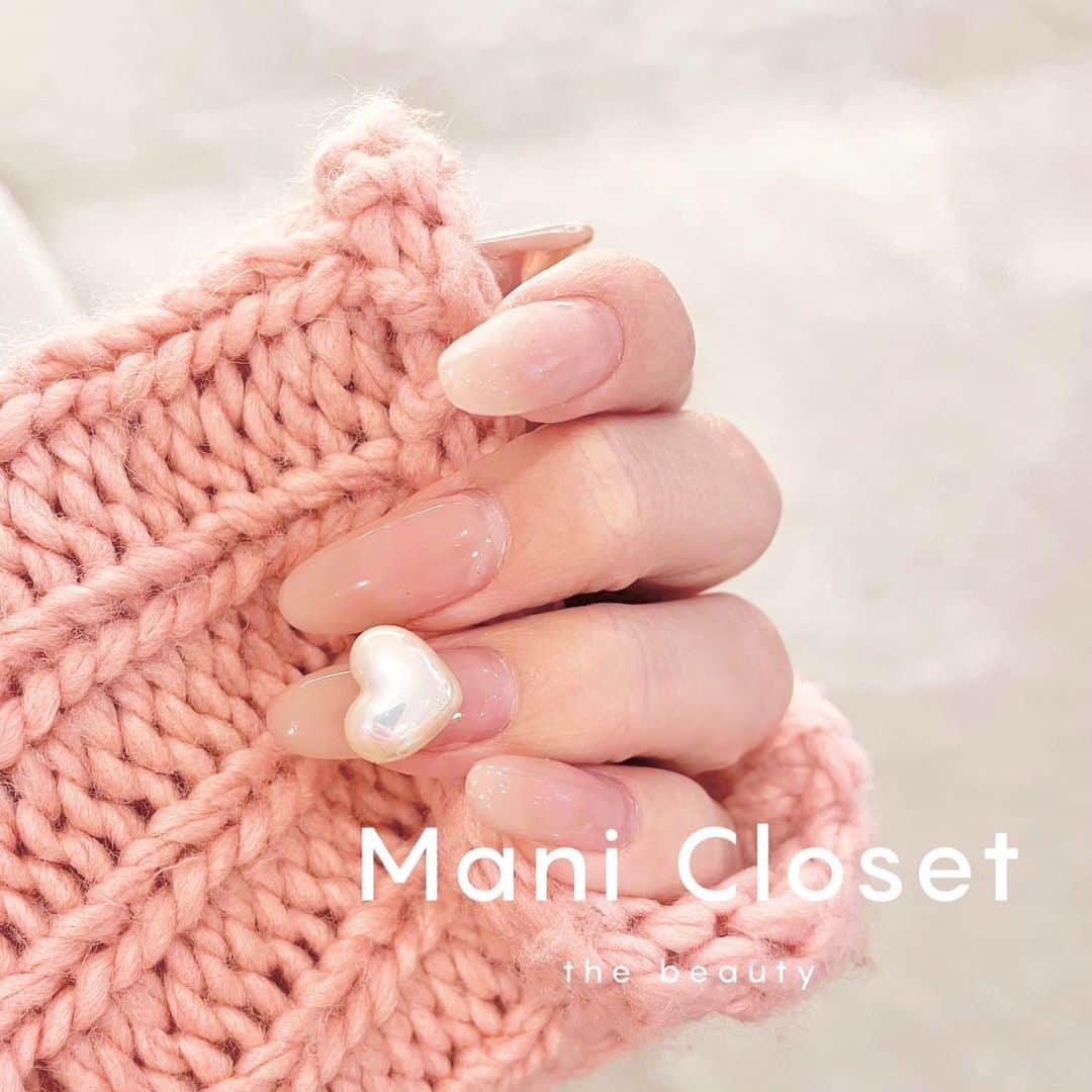 筒井のぞみさんのインスタグラム写真 - (筒井のぞみInstagram)「・ ・ Hello.  We are Mani Closet.   We will continue to deliver airbrush designs that will be loved by all airbrush users.  Let's all enjoy airbrushing🎧🎧  @manicloset_the_beauty   🫧🫧🫧🫧🫧🫧🫧🫧🫧🫧  #マニクローゼット #manicloset  #manicloset_the_beauty #シンプルネイル #長さ出し #エアブラシネイル #エアブラシアート #エアブラシ導入サロン #エアブラシ専門サロン #バーチャルフレンチ #美爪形成ネイル #大人ネイル #ワンホンネイル  🫧🫧🫧🫧🫧🫧🫧🫧🫧」9月29日 7時48分 - nozomi__tsutsui