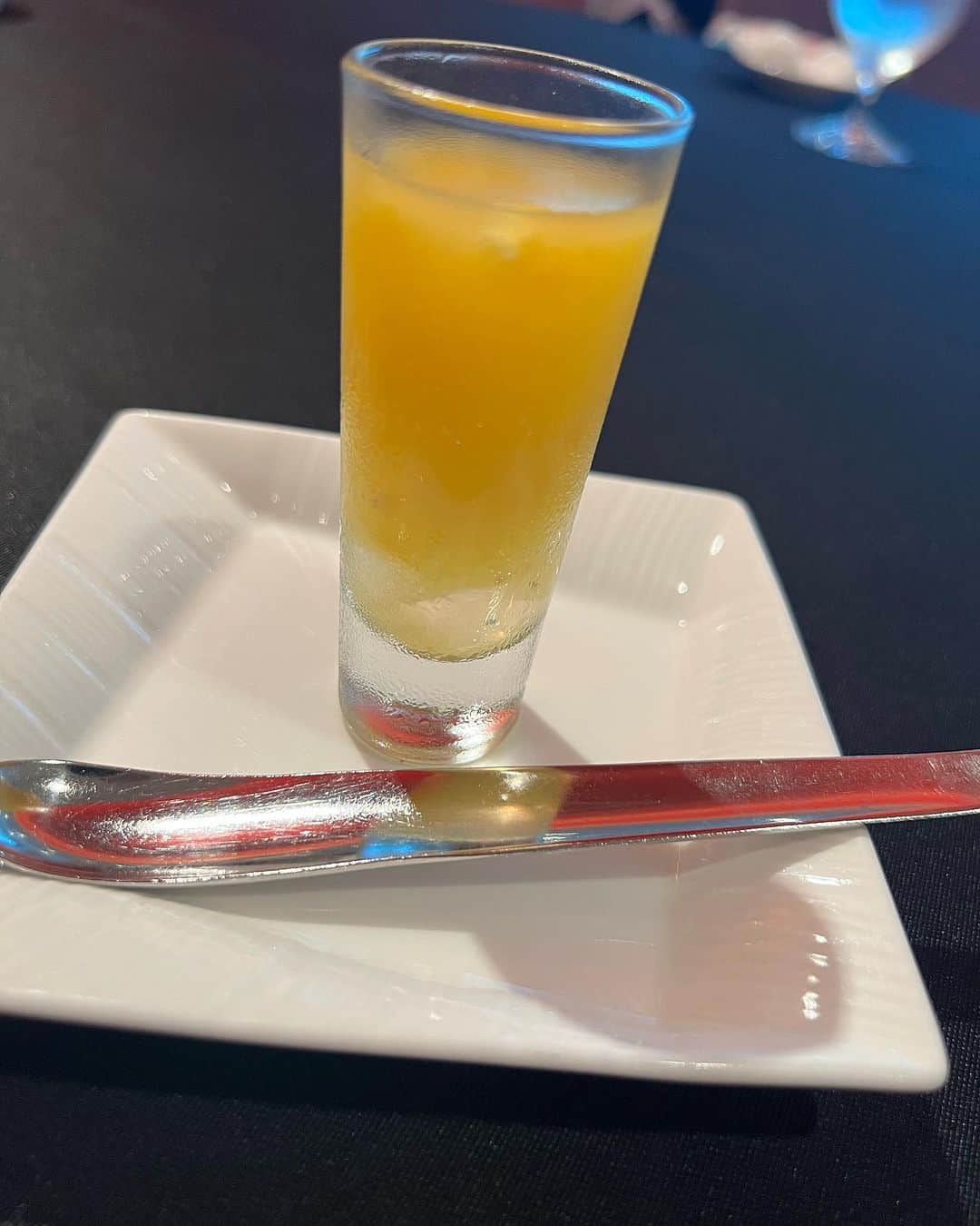 DJ YURINAさんのインスタグラム写真 - (DJ YURINAInstagram)「選んでくれるお店がいつも神すぎる❣️ #birthday #French #フレンチコース  #dj #djyurina #birthday #happybirthday #バースデー #誕生日 #誕生日月 #シャンパン #シャンパンウェルカム #champagne #コース料理 #川越シェフ #デザートブュッフェ #dessert #お祝い」9月29日 7時55分 - dj_yurina_tokyo