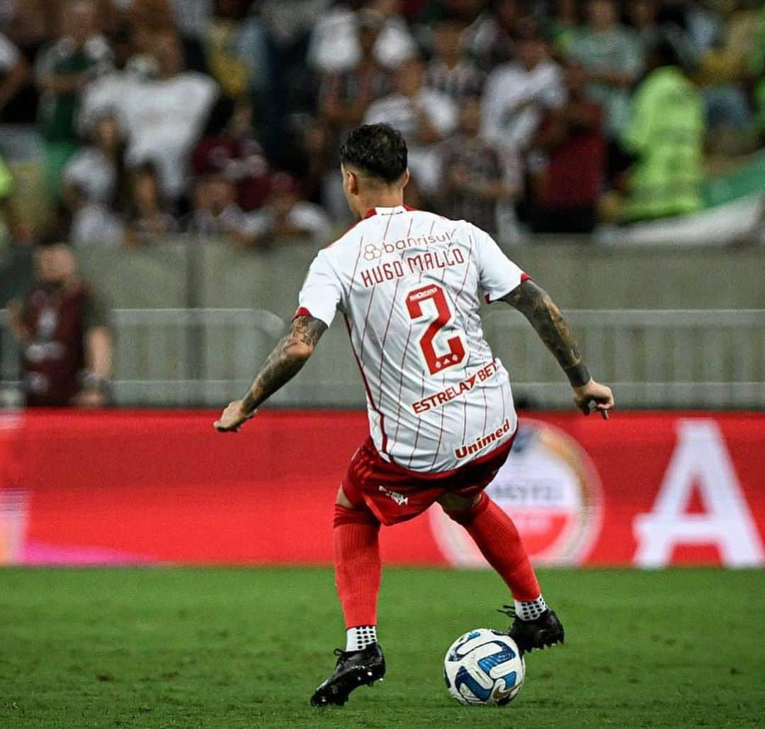 ウーゴ・マジョさんのインスタグラム写真 - (ウーゴ・マジョInstagram)「Em nossa casa com nosso povo. Continuamos juntos. @scinternacional ⚔️ @libertadores」9月29日 7時56分 - hugomallo