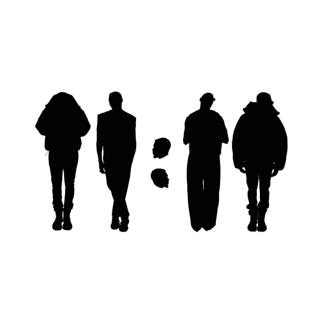 クリス・ブラウンのインスタグラム：「11:11 is complete . Almost time to make that wish」